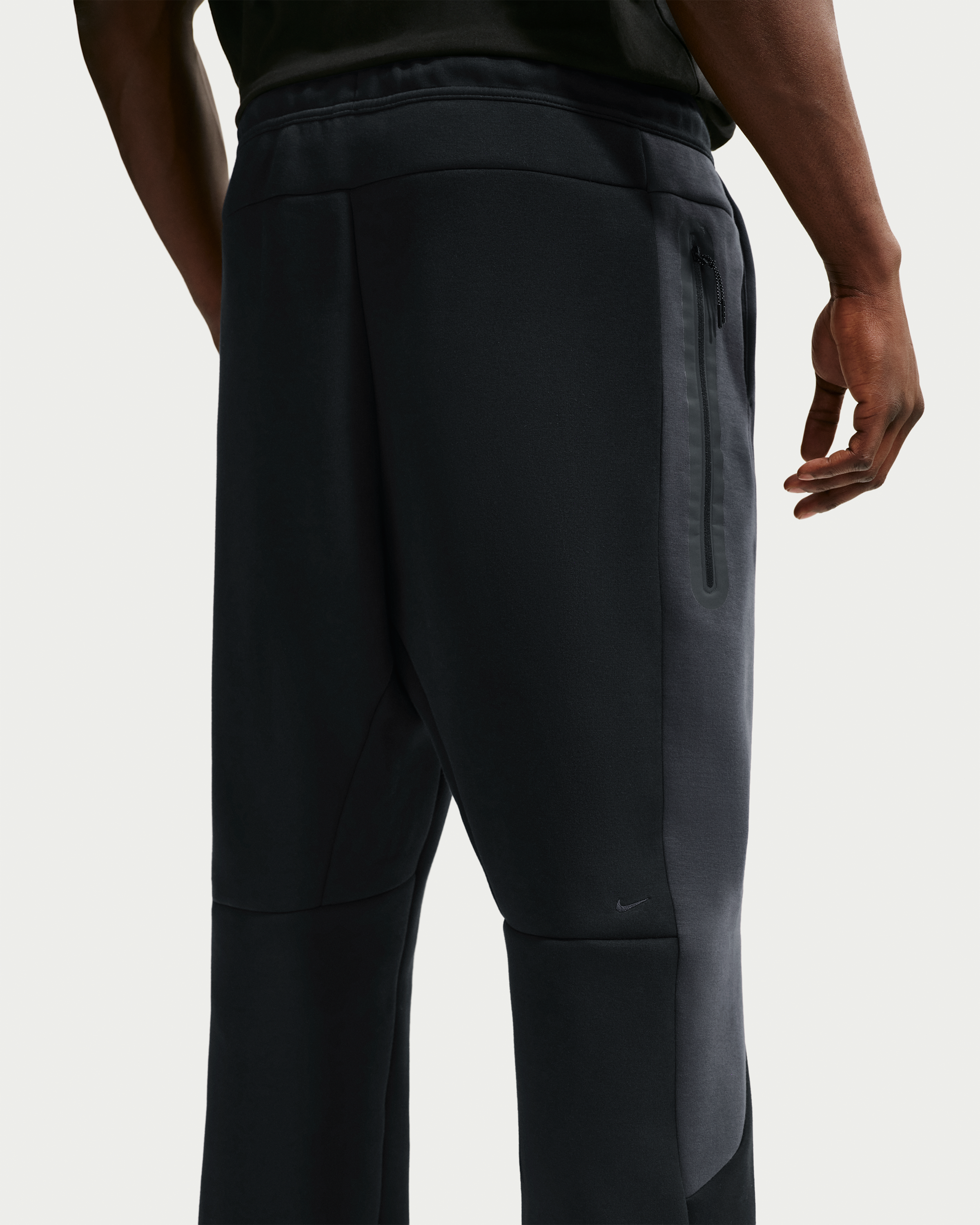Nike Tech Men's Colour-Block Open-Hem Fleece Trousers - Black/Anthracite/Black - View 9