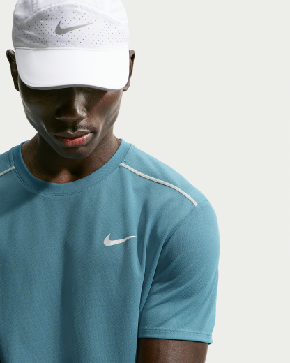 Nike Miler Men's Dri-FIT Short-Sleeve Running Top - Smoky Blue - View 3