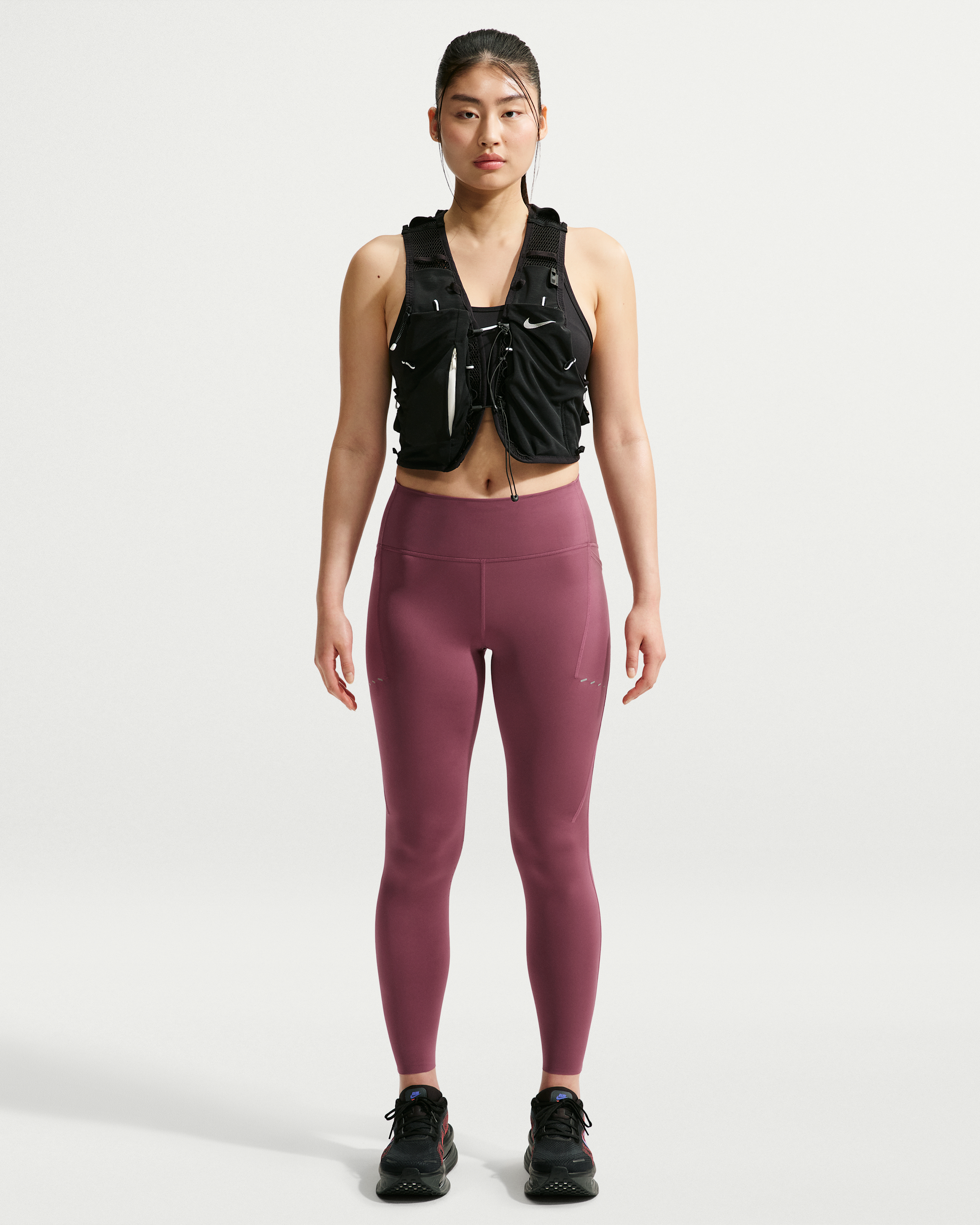 Nike Swift Women's High-Waisted 7/8 Running Leggings with Pockets - Pink Smoke - View 1