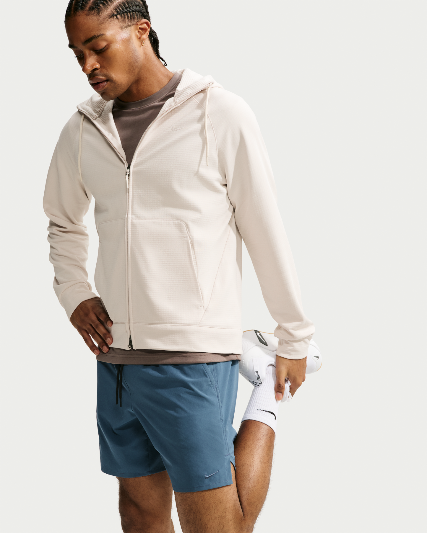 Nike Primary Nanoknit Men's Therma-FIT Full-Zip Hoodie - Light Orewood Brown/Light Orewood Brown - View 3