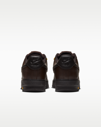 Air Force 1 GORE-TEX Vibram® Men's Waterproof Shoes - Baroque Brown/Speed Yellow/University Red/Shadow Brown - View 6