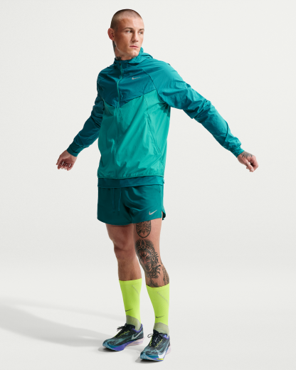 Nike Stride Men's Repel UV Running Jacket - Bright Spruce/Energy - View 4