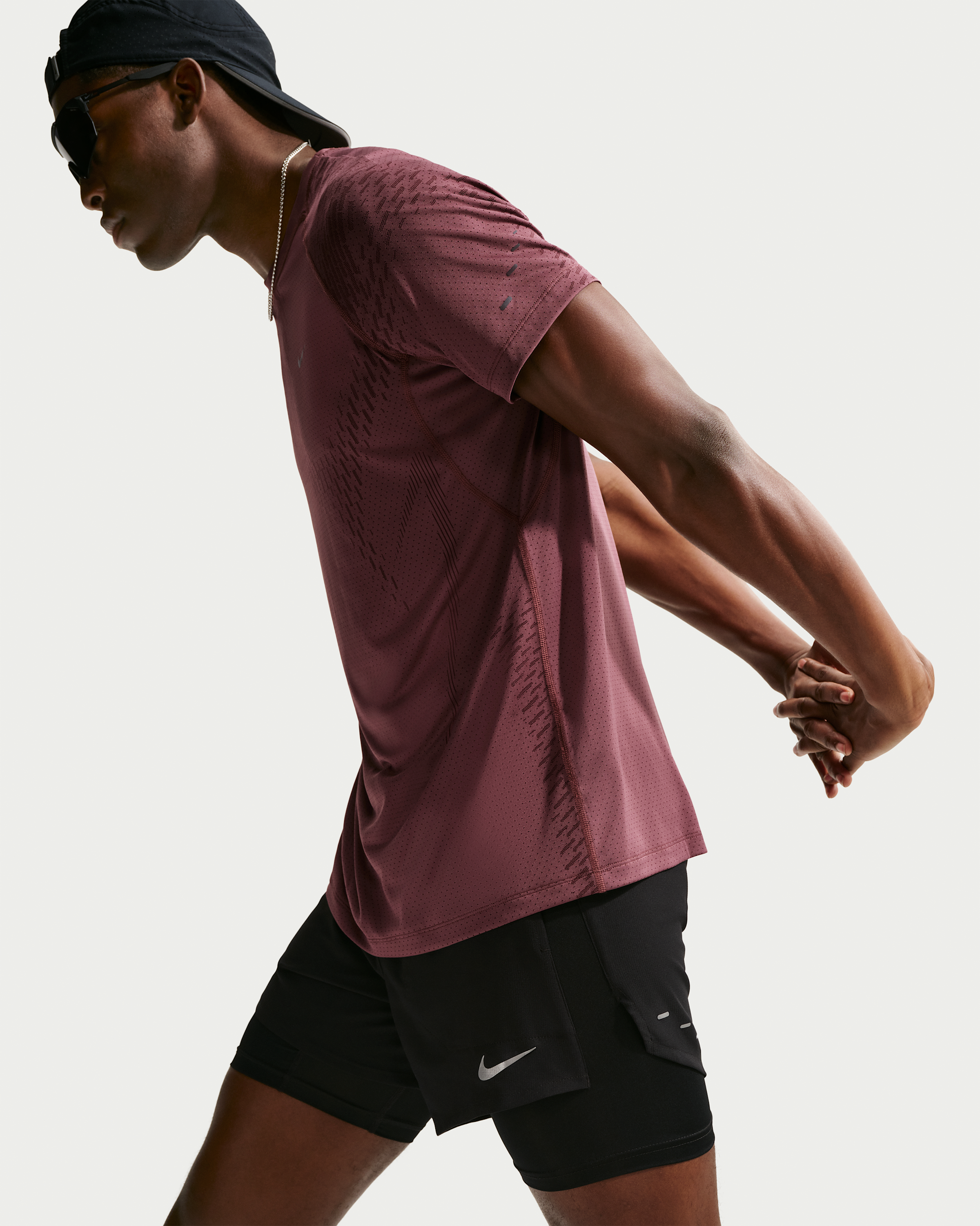 Nike Stride Men's Dri-FIT 13cm (approx.) Hybrid Running Shorts - Black - View 4