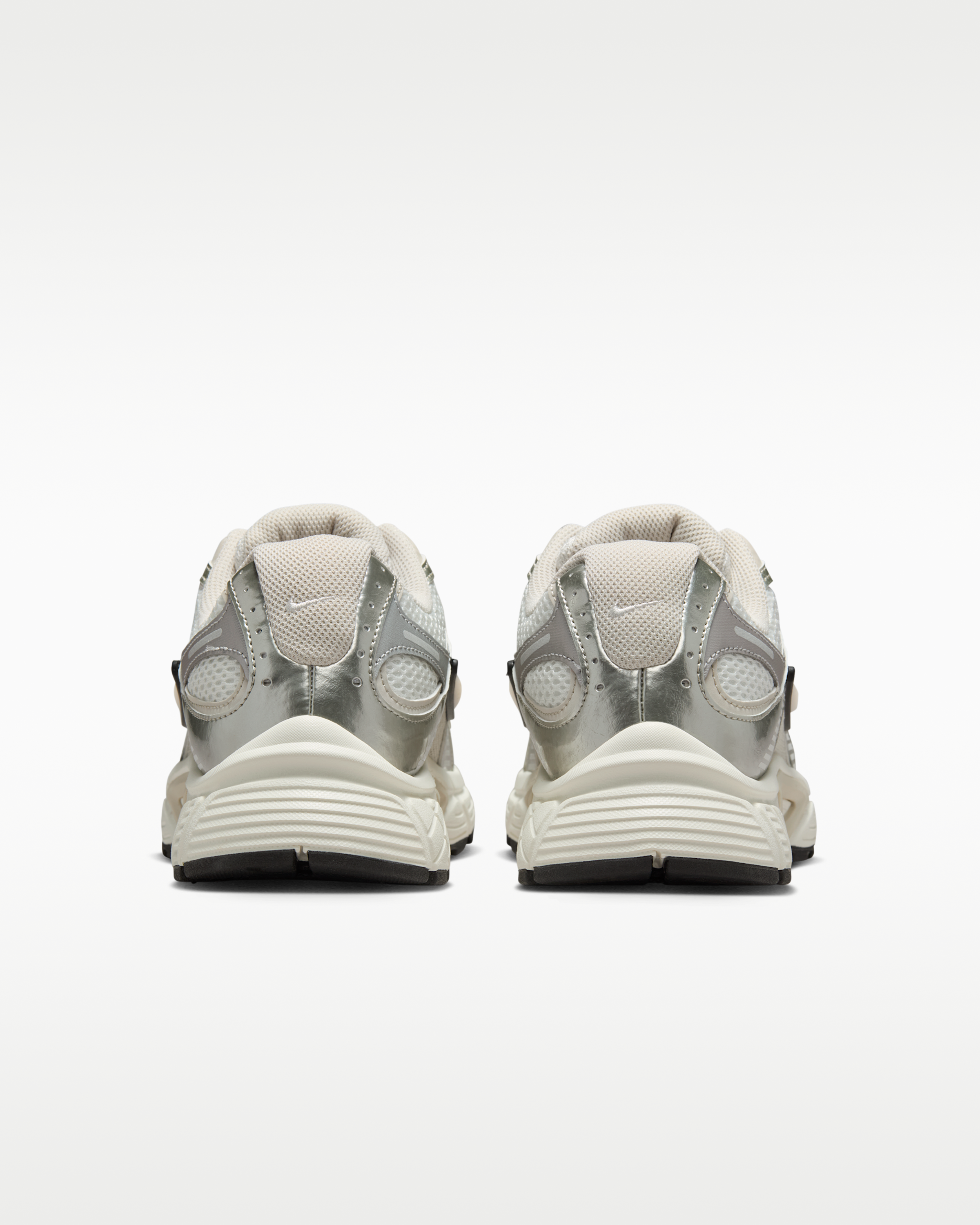 Nike V5 RNR Women's Shoes with Reflective Design Accents - Summit White/Sail/Black/Light Orewood Brown - View 6
