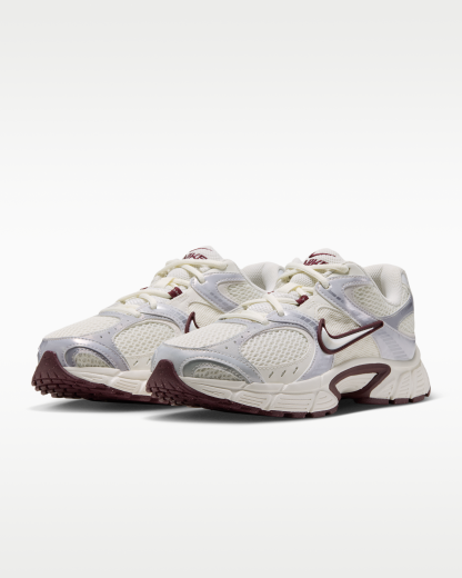 Nike V5 RNR Women's Shoes with Reflective Design Accents - Sail/Night Maroon/Metallic Summit White/Sail - View 5