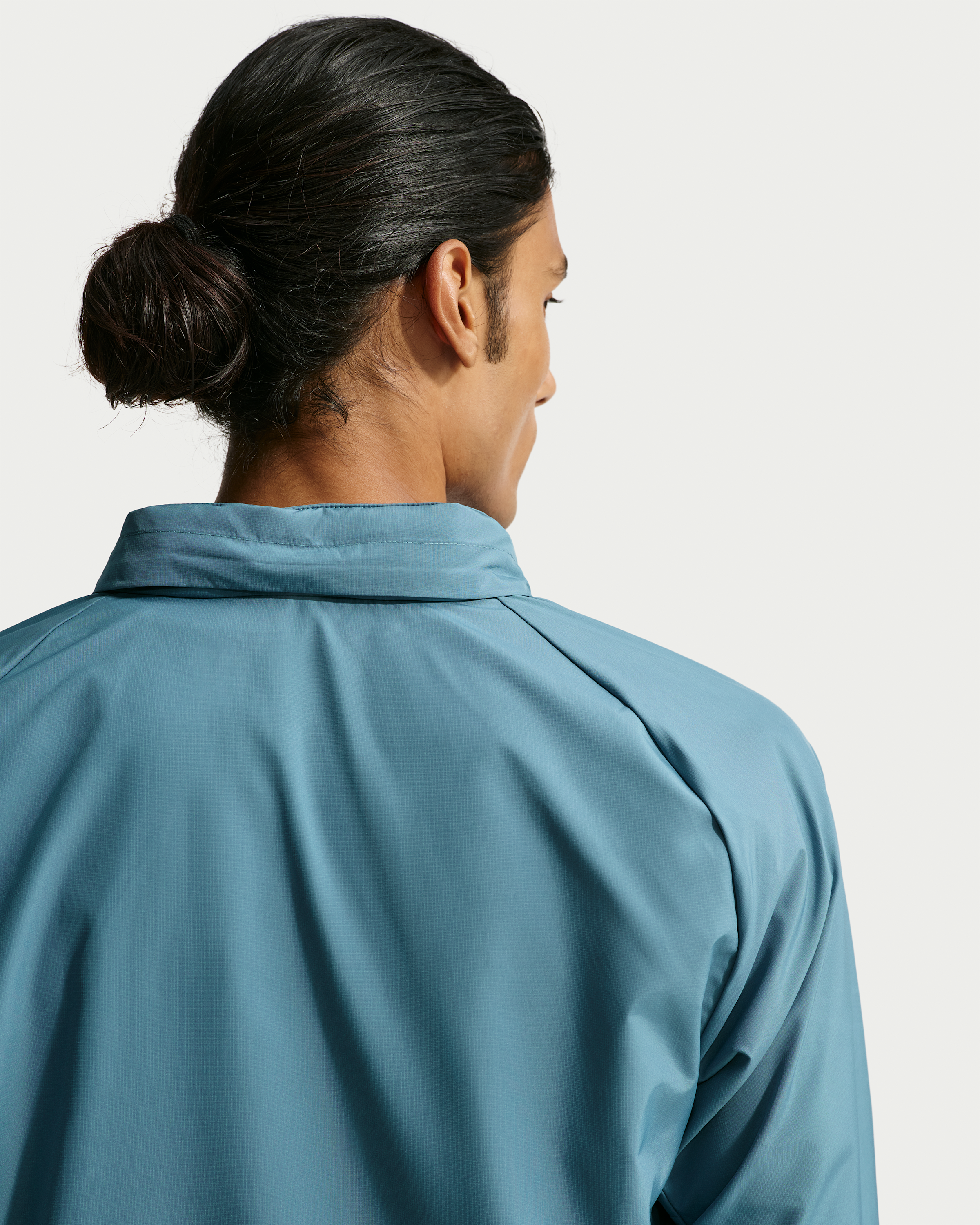 Nike Miler Men's Repel UV Protection Hooded Running Jacket - Smoky Blue/Smoky Blue - View 2