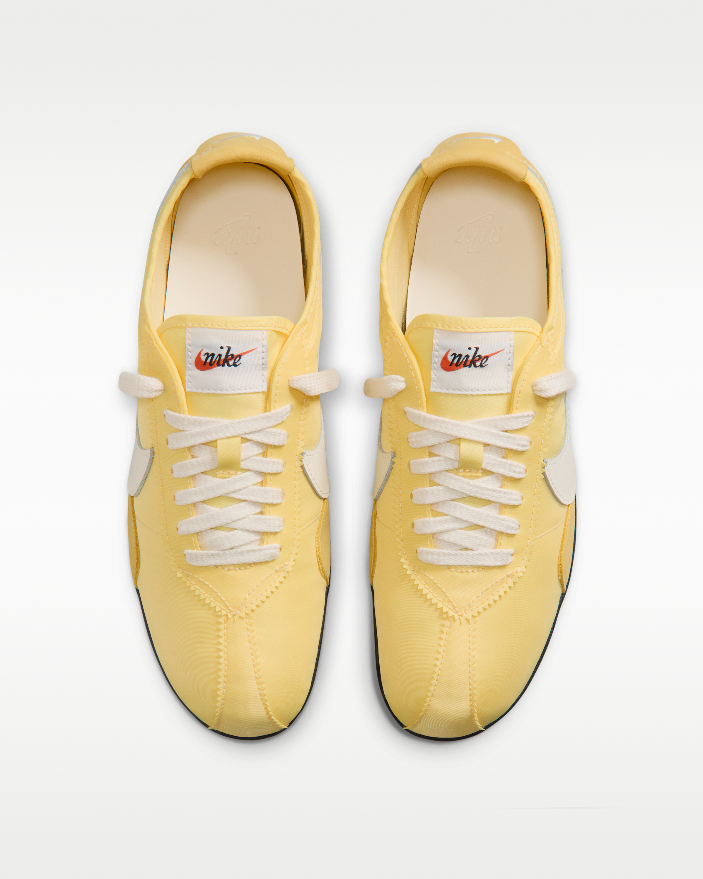 Nike Moon Shoe OG Women's Shoes - Soft Yellow/Black/Soft Pearl - View 4