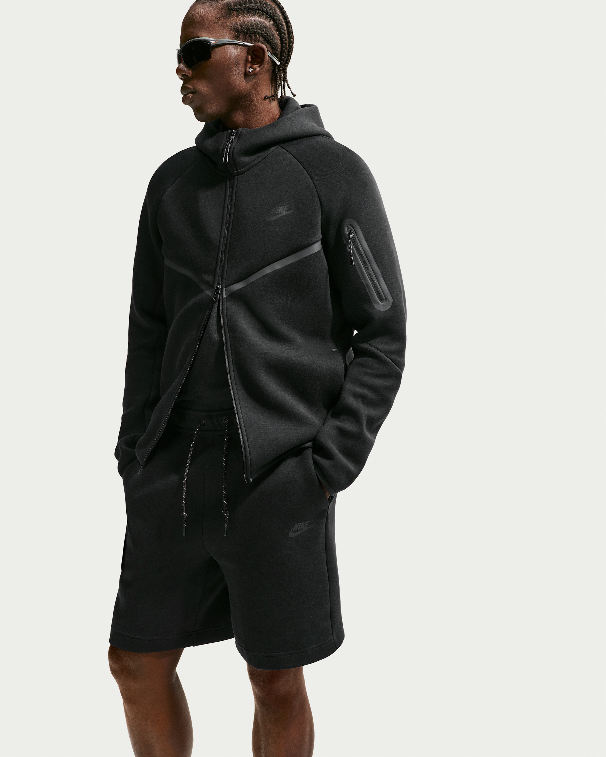 Nike Tech Men's Fleece Shorts - Black/Black - View 4