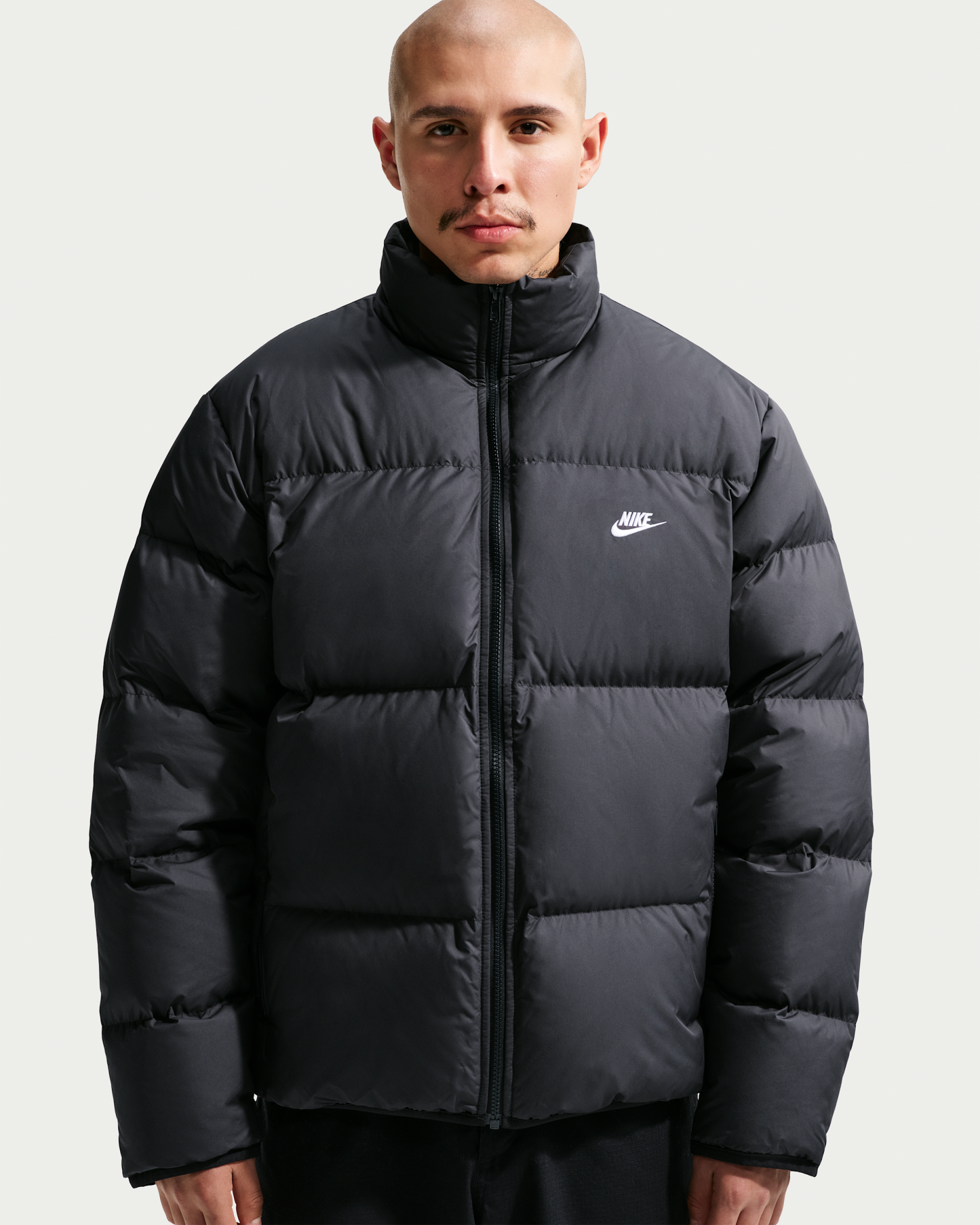Nike Sportswear Club Men's Therma-FIT Down Puffer Jacket - Black/White - View 1