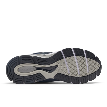 New Balance Made in USA 990v4 Core, U990NV4