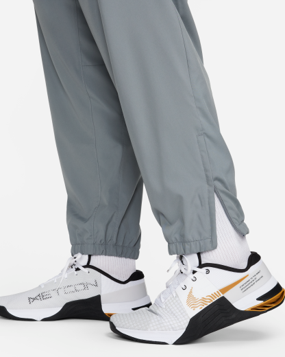 Nike Form Men's Dri-FIT Tapered Versatile Trousers - Smoke Grey/Black - View 12