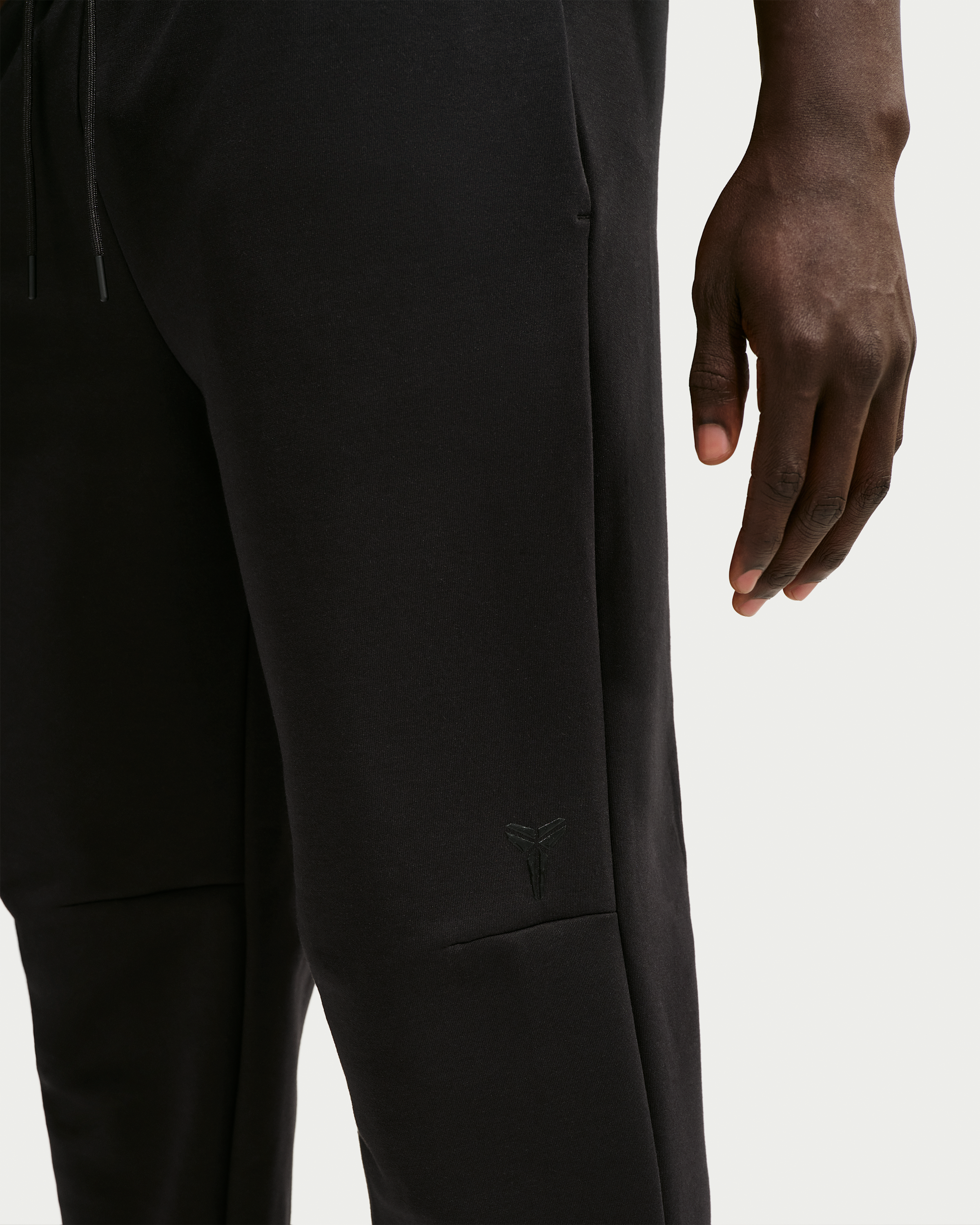 Kobe Men's Dri-FIT Fleece Basketball Trousers - Black/Black - View 6