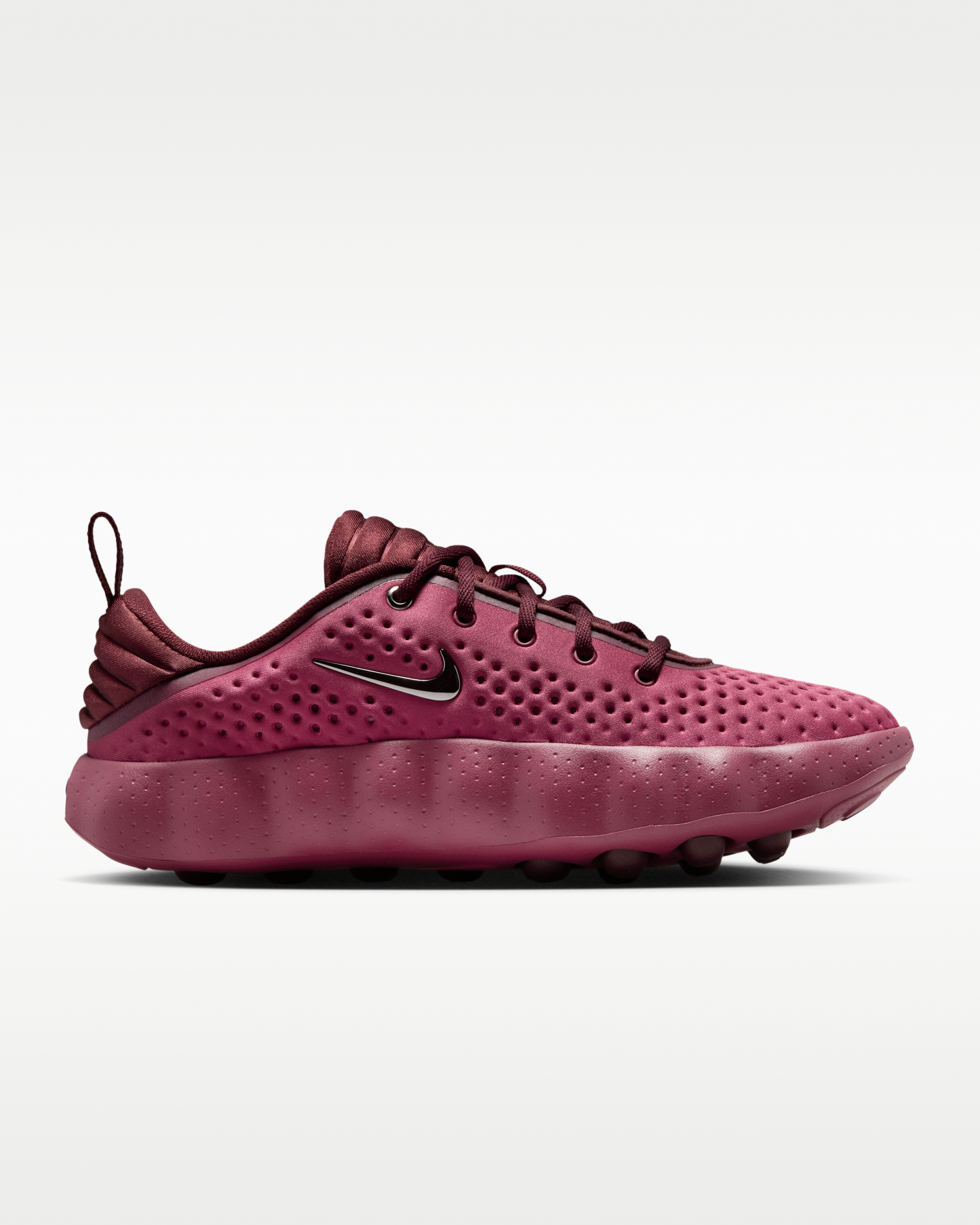 Nike Mind 002 Women's Pregame Shoes - Pink Smoke/Mystic Dates/Light Magenta/Metallic Silver - View 3