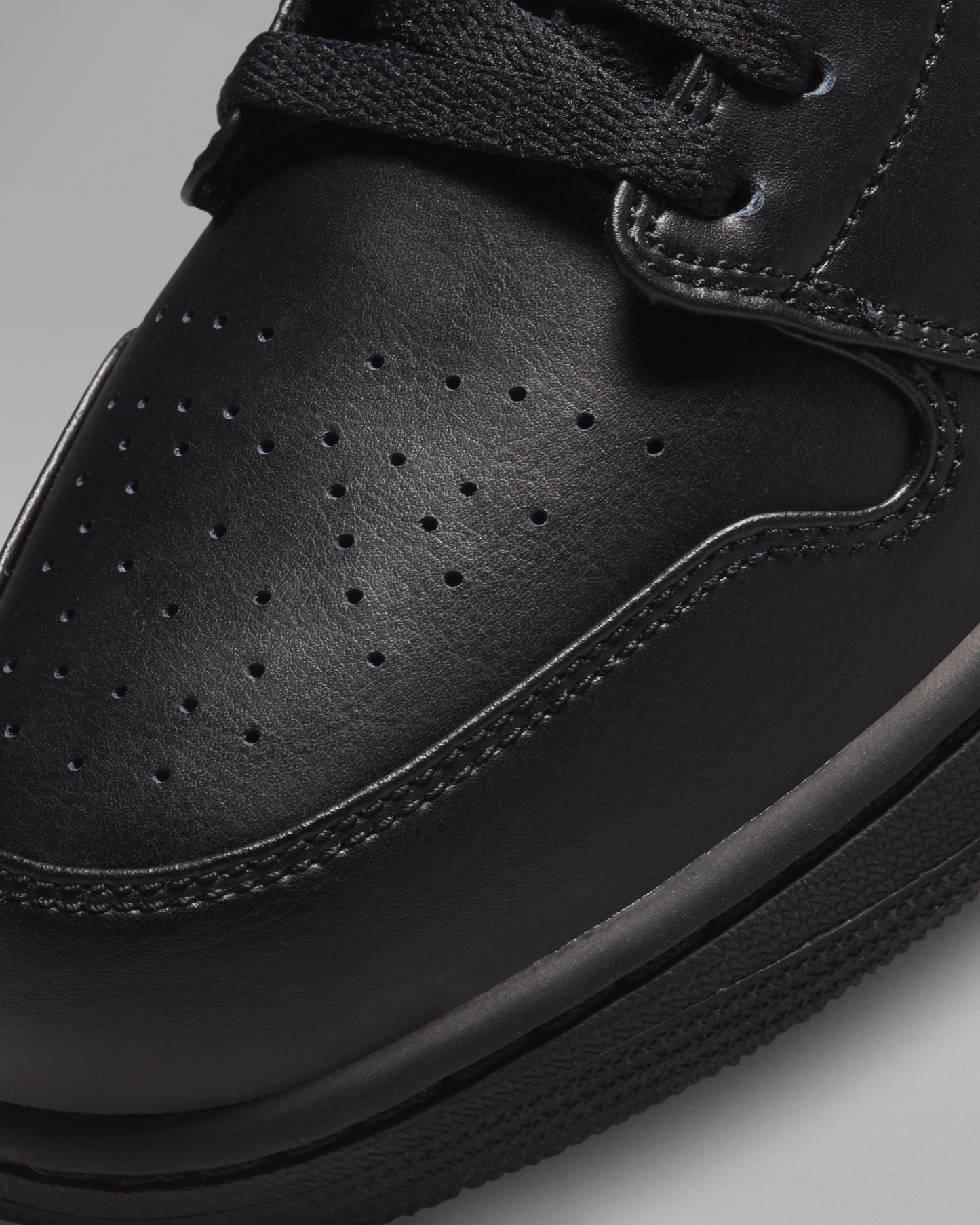 Air Jordan 1 Low Men's Shoes - Black/Black/Black - View 7