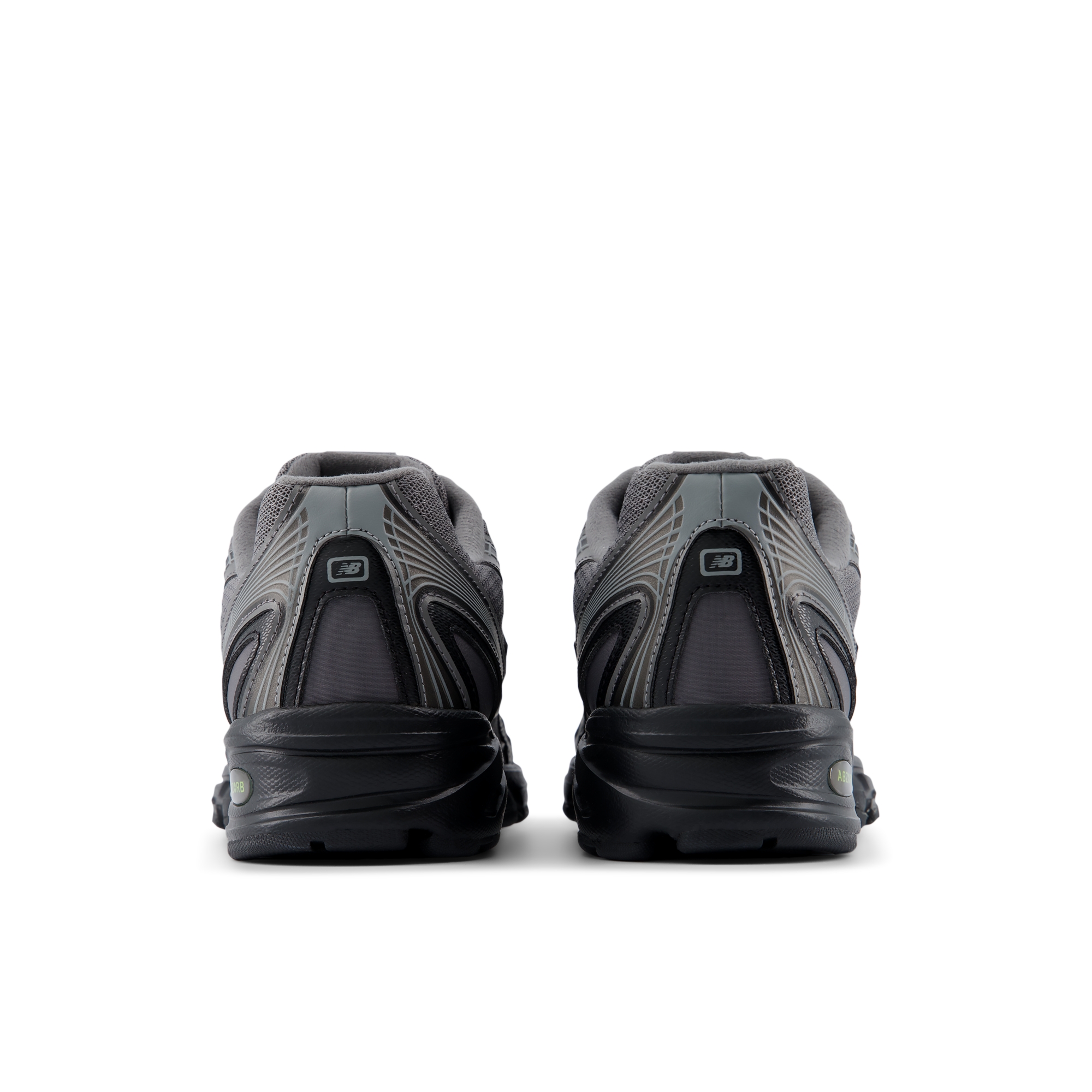 New Balance 740, U7404CA