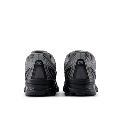 New Balance 740, U7404CA