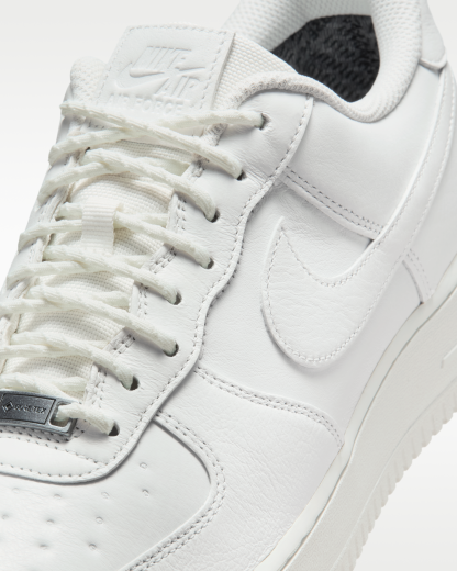 Air Force 1 GORE-TEX Vibram® Men's Waterproof Shoes - Summit White/Off-White/Speed Yellow/Summit White - View 7