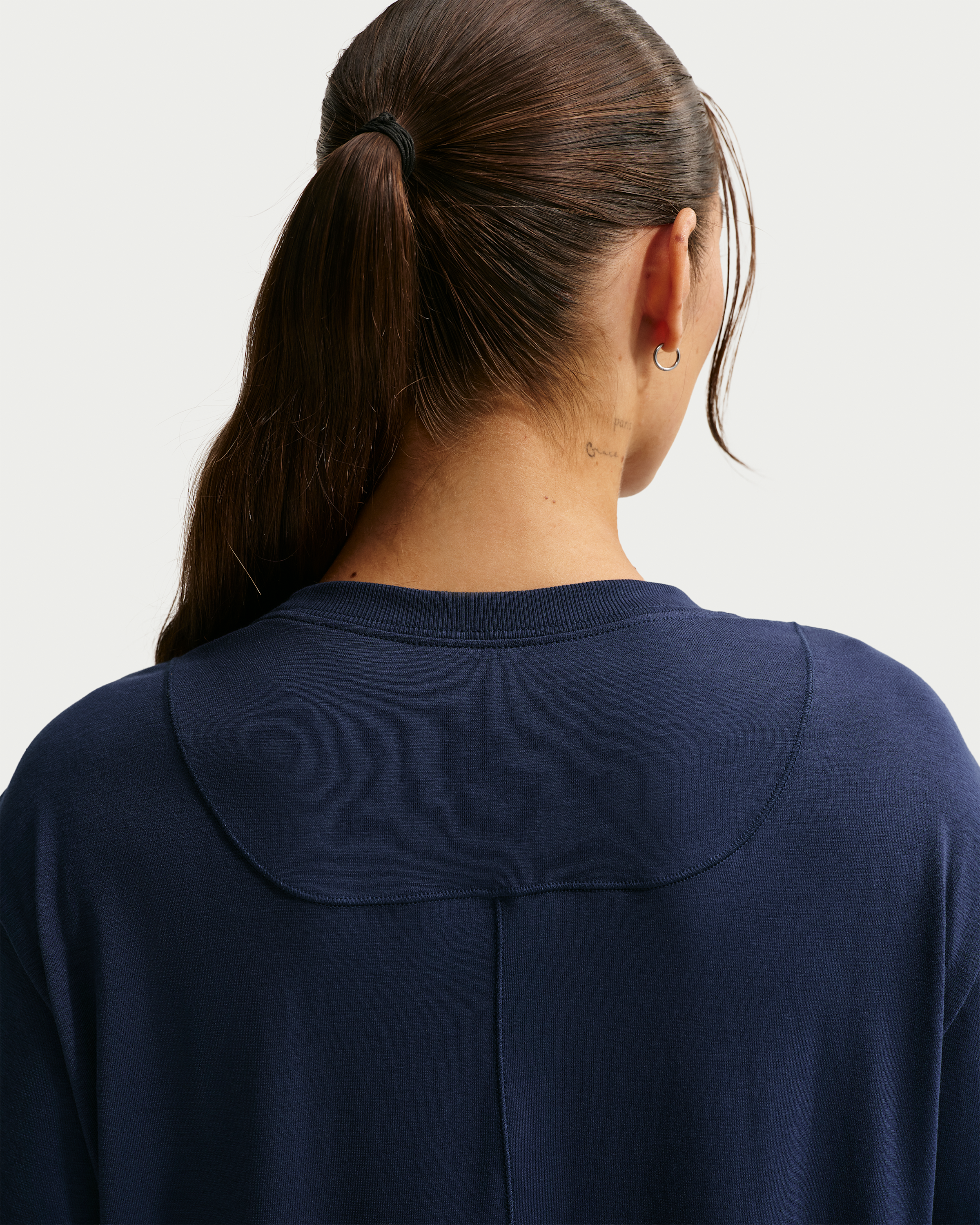 Nike One Relaxed Women's Dri-FIT Short-Sleeve Top - Midnight Navy/White - View 2