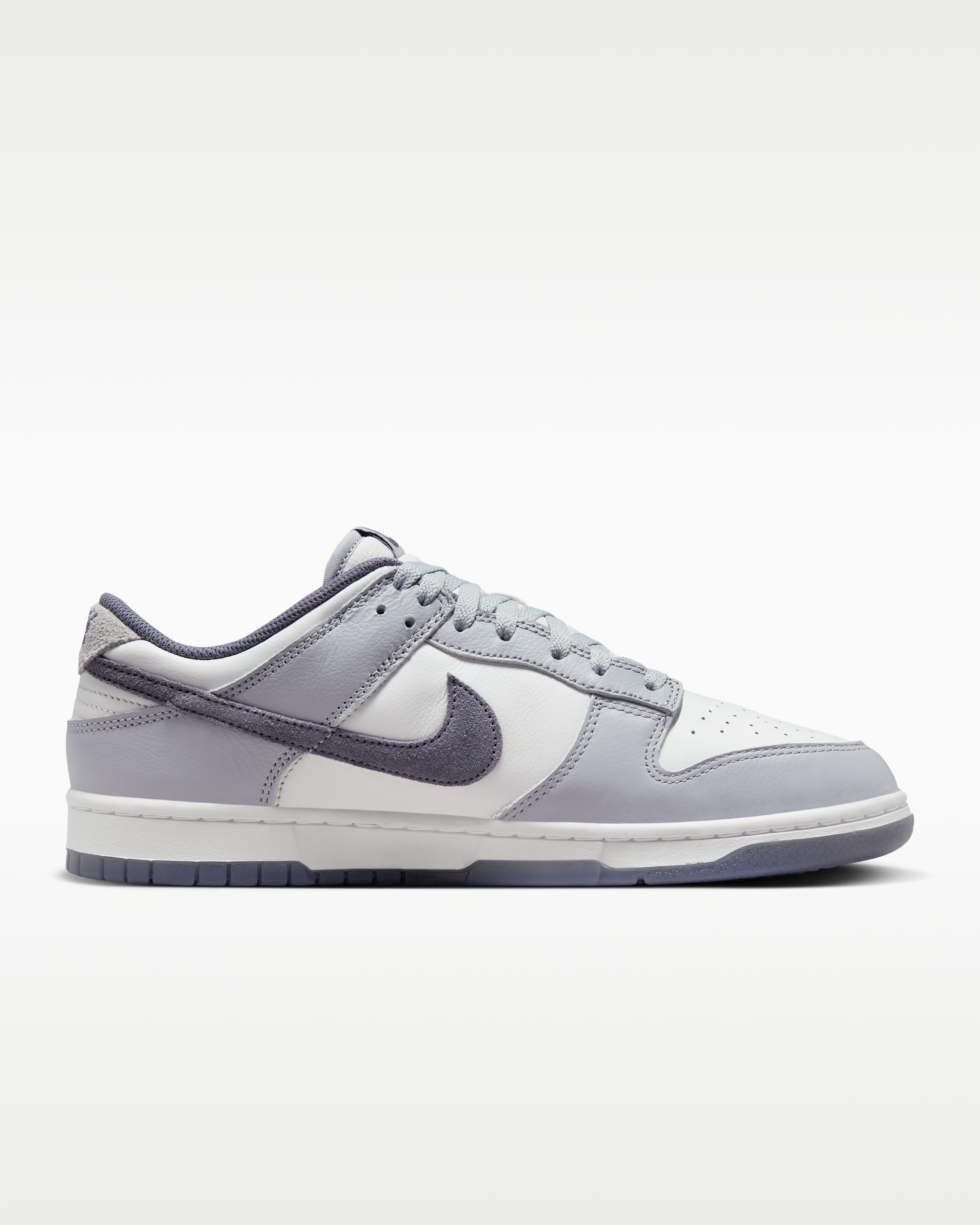 Nike Dunk Low Retro SE Men's Shoes - White/Platinum Tint/Pure Platinum/Light Carbon - View 3