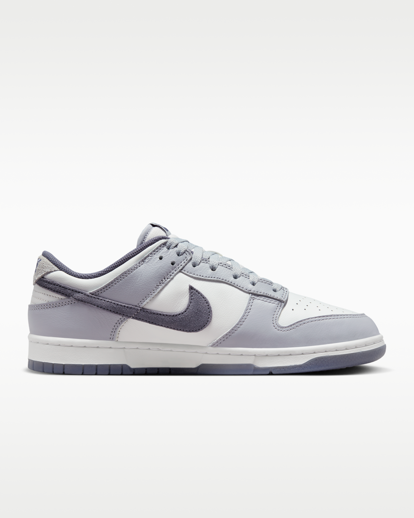 Nike Dunk Low Retro SE Men's Shoes - White/Platinum Tint/Pure Platinum/Light Carbon - View 3