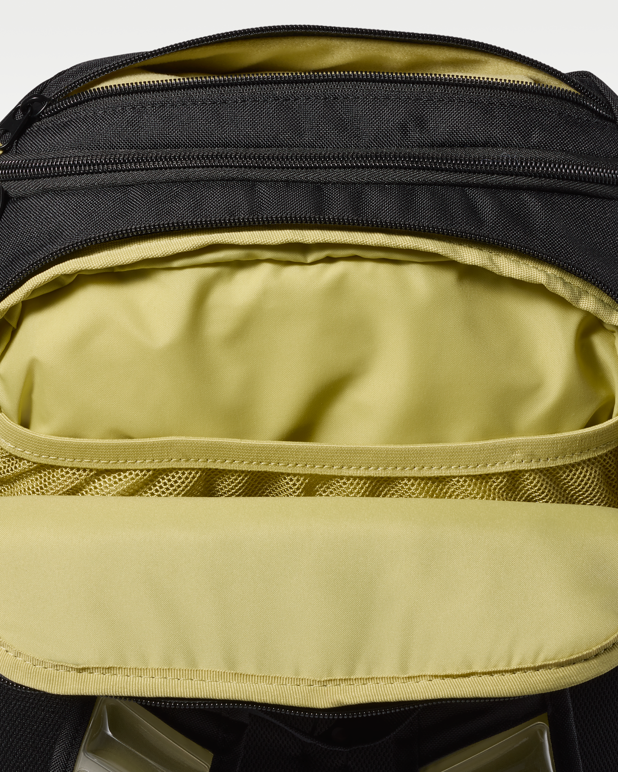Nike Varsity Elite Backpack (32L) - Black/Black/Metallic Gold - View 6