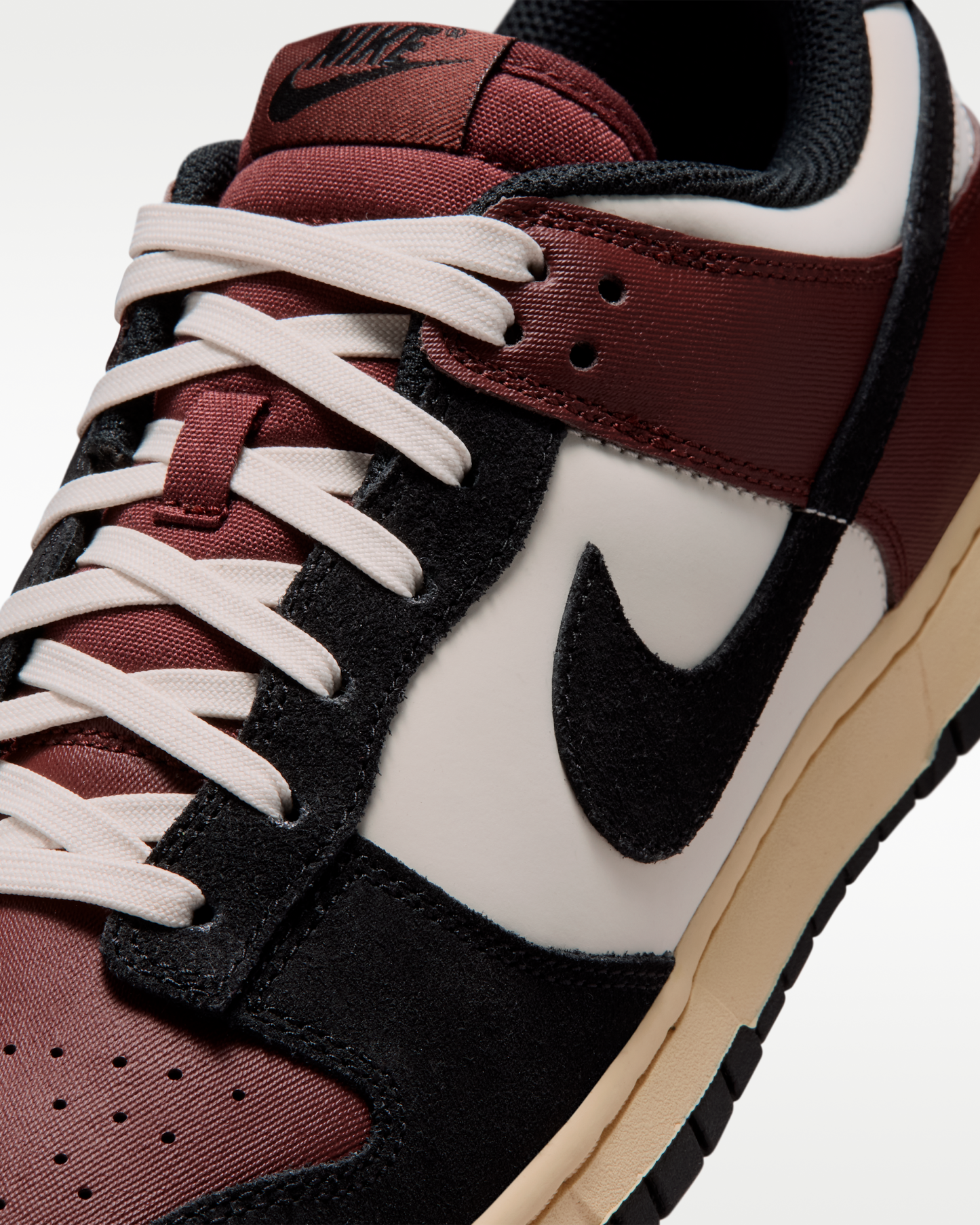 Nike Dunk Low Retro Men's Shoes - Bronze Eclipse/Pale Ivory/Pale Vanilla/Black - View 7