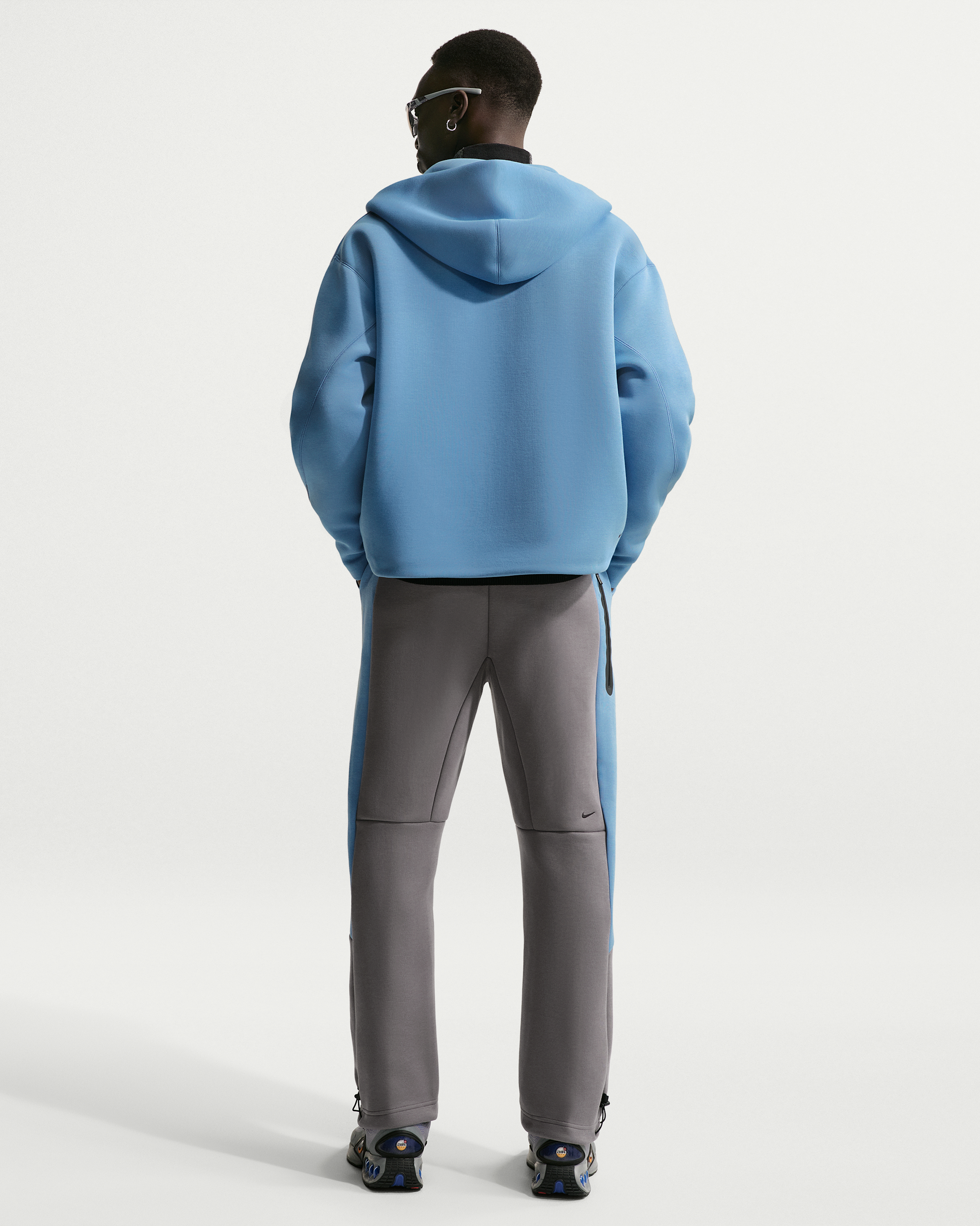 Nike Tech Men's Colour-Block Open-Hem Fleece Trousers - Pencil Point/Work Blue/Black/Black - View 5