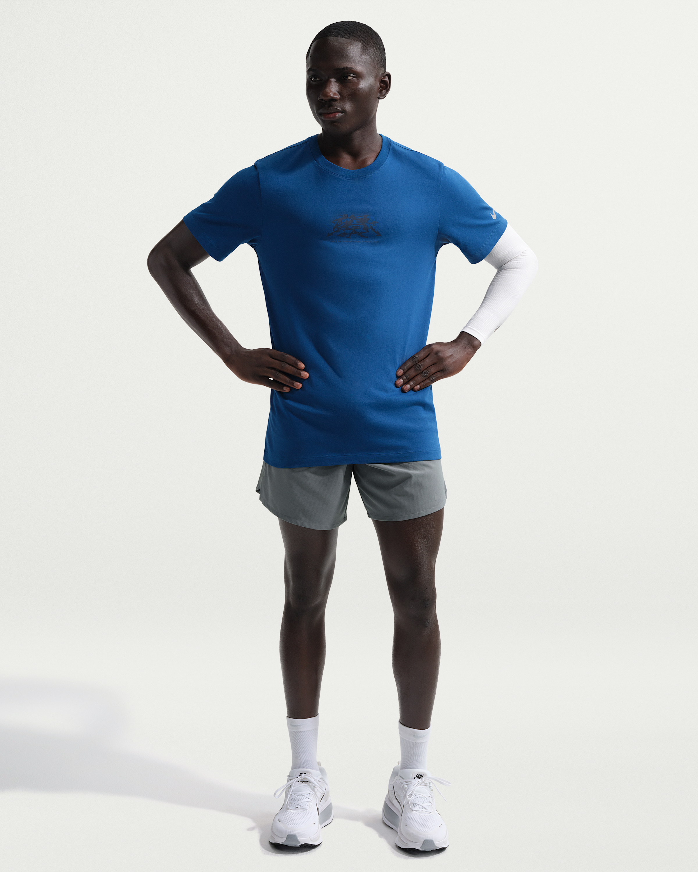 Nike Stride Men's Dri-FIT 18cm (approx.) Briefs-Lined Running Shorts - Smoke Grey - View 1