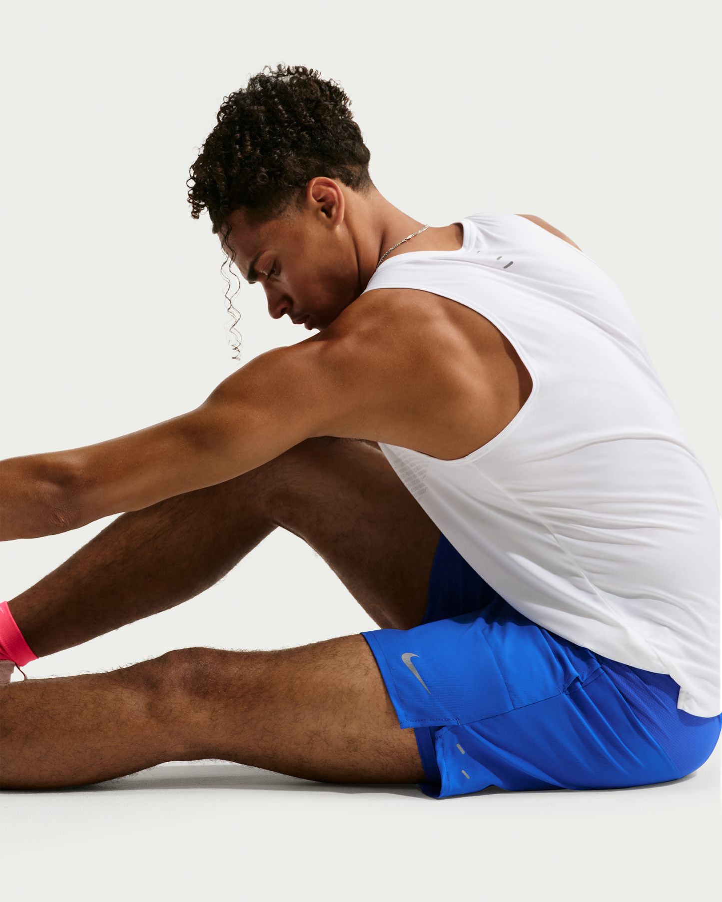 Nike Stride Men's Dri-FIT 18cm (approx.) 2-in-1 Running Shorts - Hyper Royal - View 4