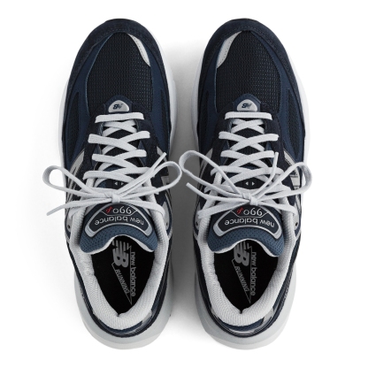 New Balance Made in USA 990v6, M990NV6