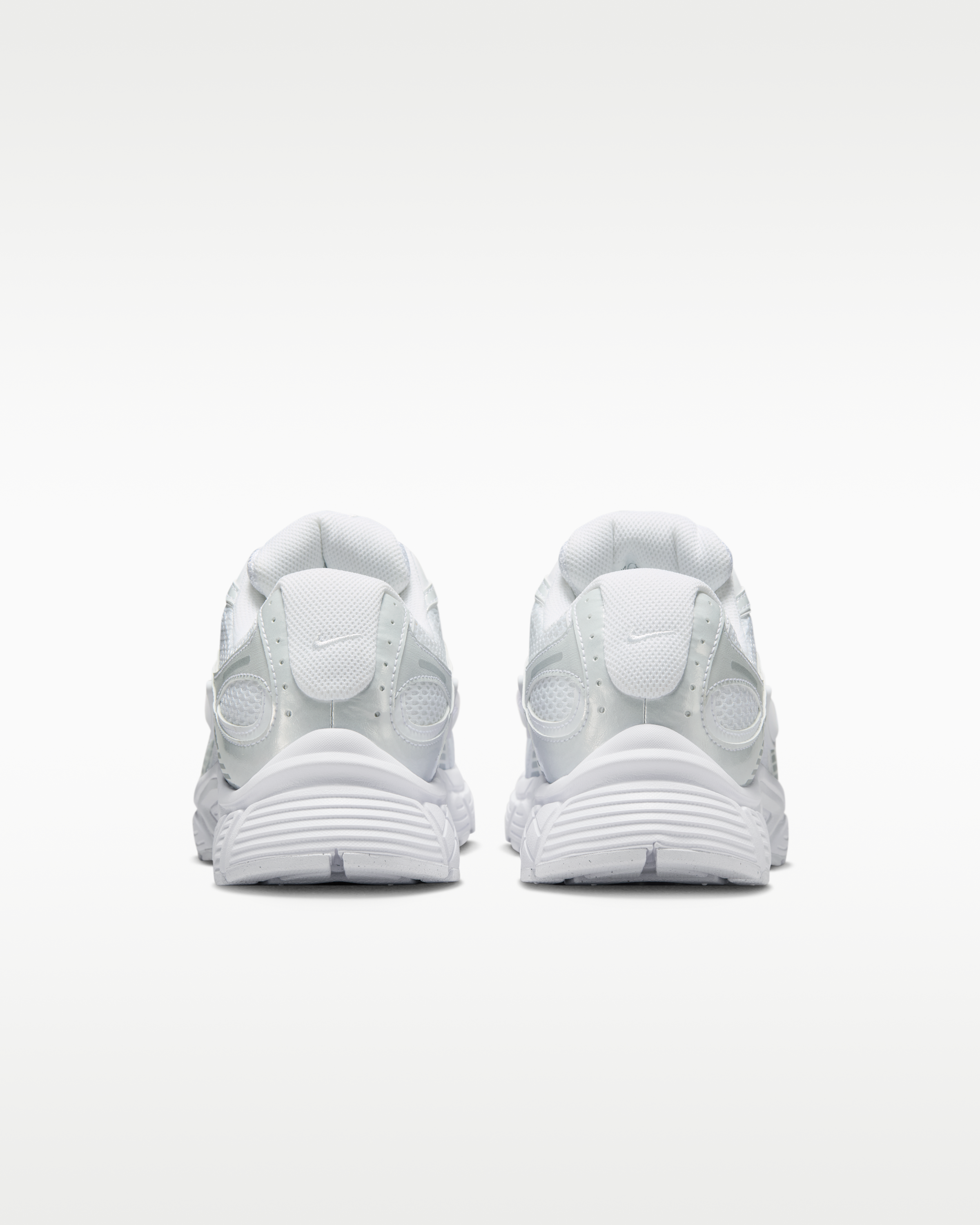 Nike V5 RNR Men's Shoes - White/Black/Metallic Silver/White - View 6