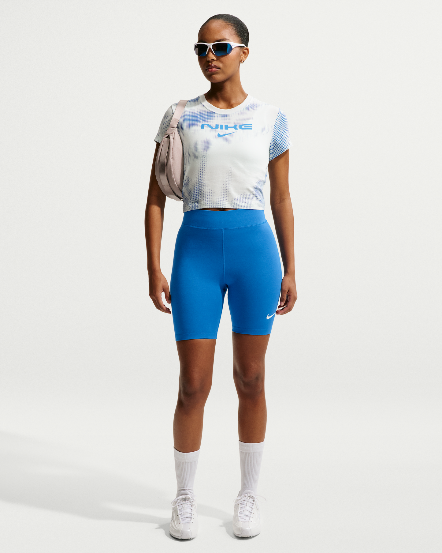 Nike Sportswear Classic Women's High-Waisted 20.5cm (approx.) Biker Shorts - Light Photo Blue/Sail - View 1
