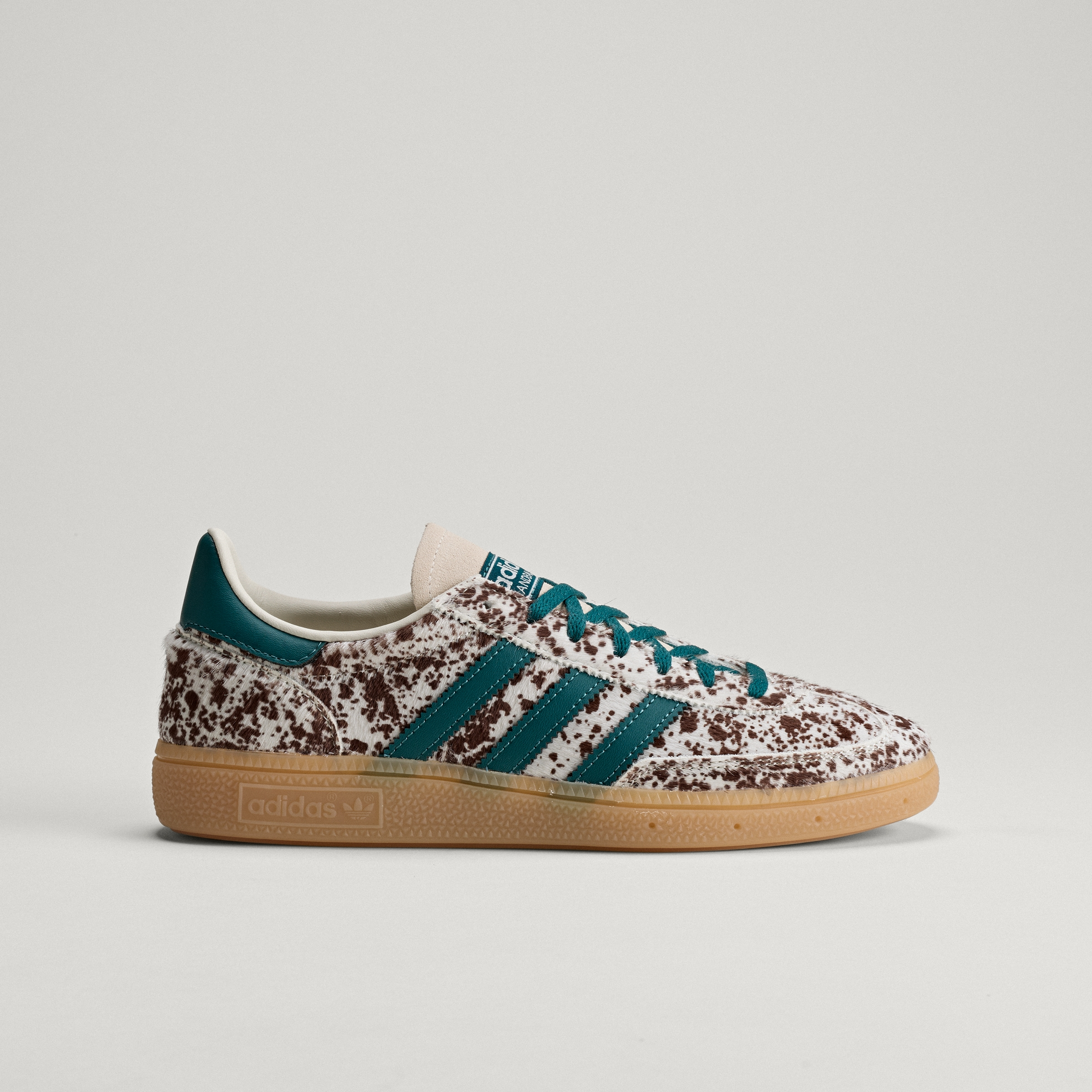 adidas HANDBALL SPEZIAL SHOES - Off White / Rich Green / Dark Brown - View 3