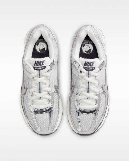 Nike Zoom Vomero 5 Women's Shoes - Photon Dust/Gridiron/Sail/Chrome - View 4
