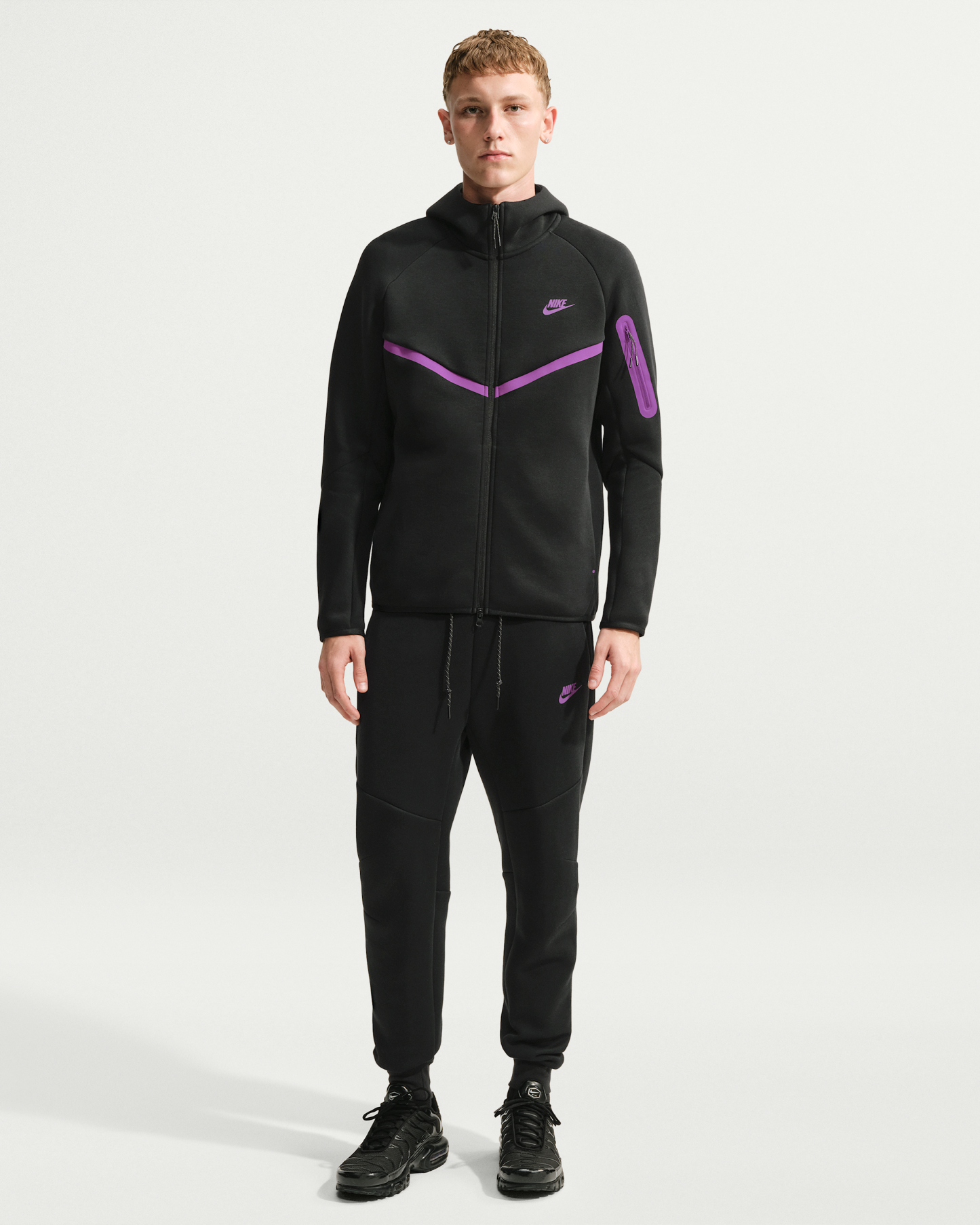 Nike Tech Men's Fleece Windrunner Full-Zip Jacket - Black/Viotech - View 4