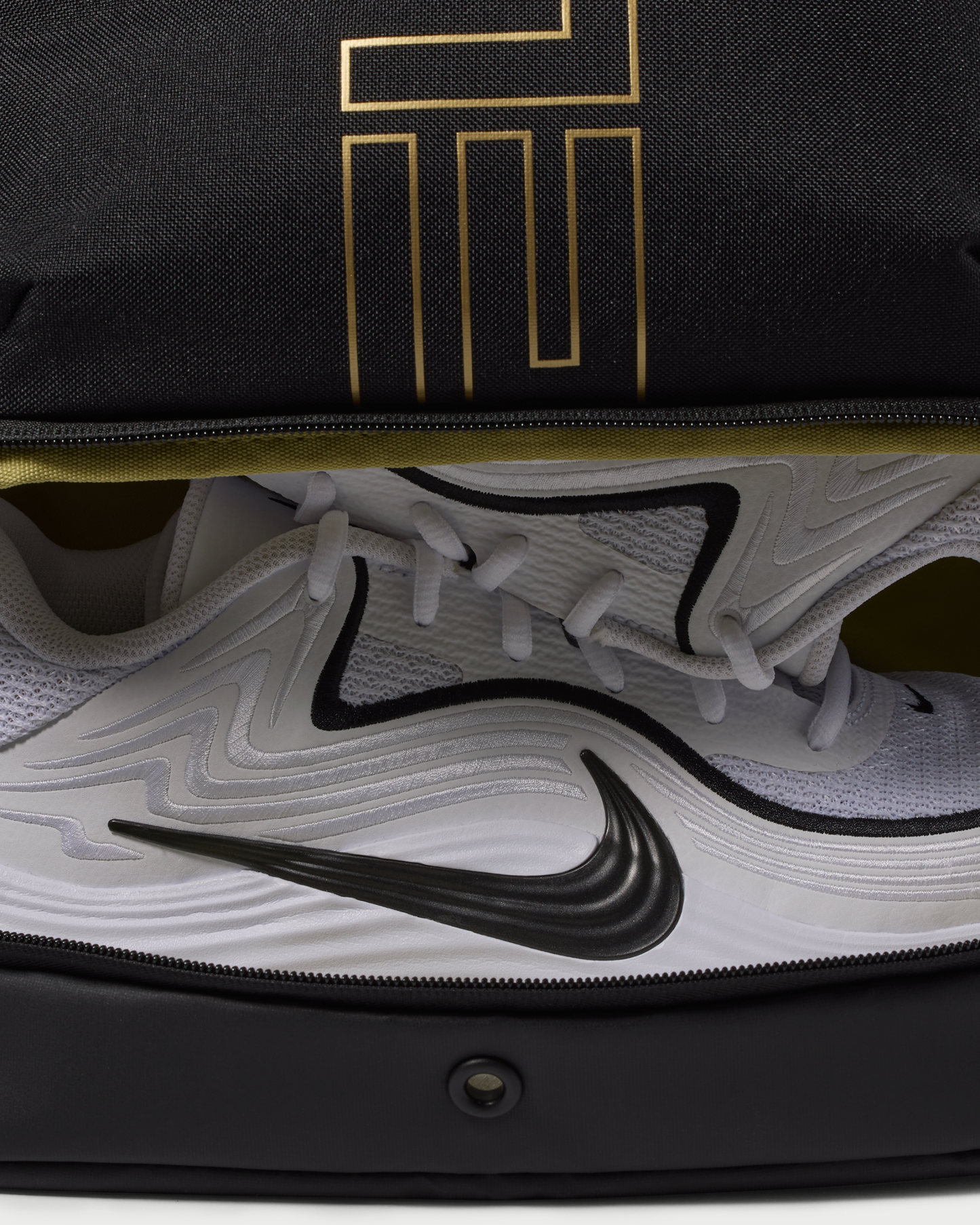 Nike Varsity Elite Backpack (32L) - Black/Black/Metallic Gold - View 8