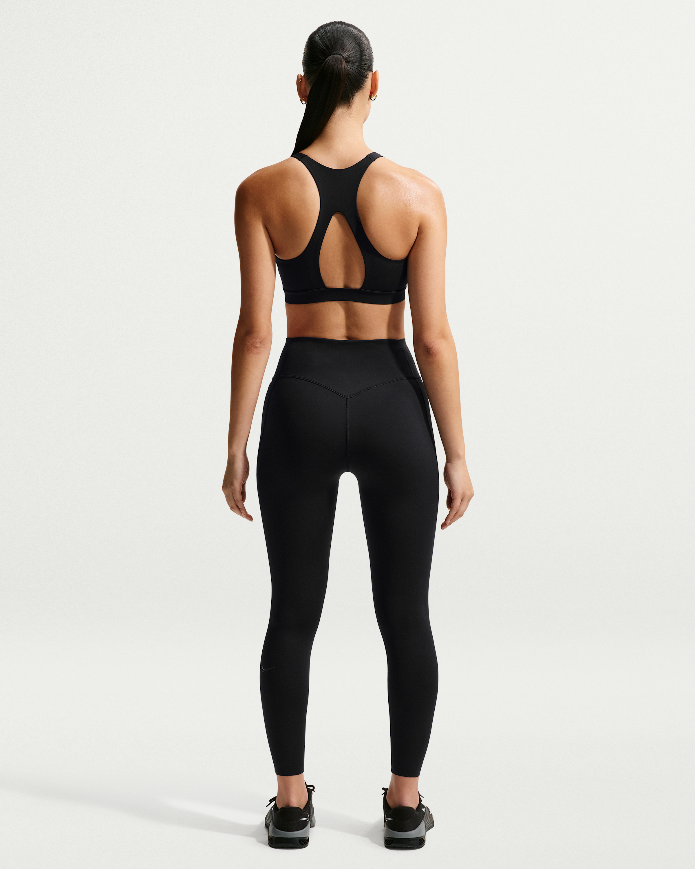 Nike Universa Women's Medium-Support Padded Sport Bra - Black/Anthracite/Dark Smoke Grey - View 5