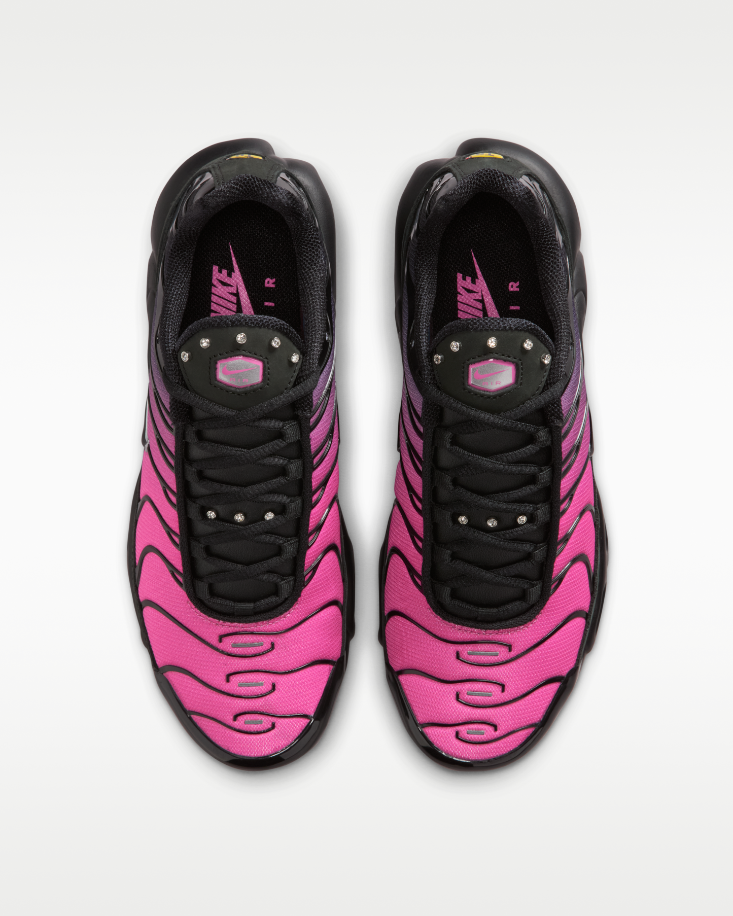 Nike Air Max Plus Women's Shoes - Black/Metallic Silver/Peony - View 4