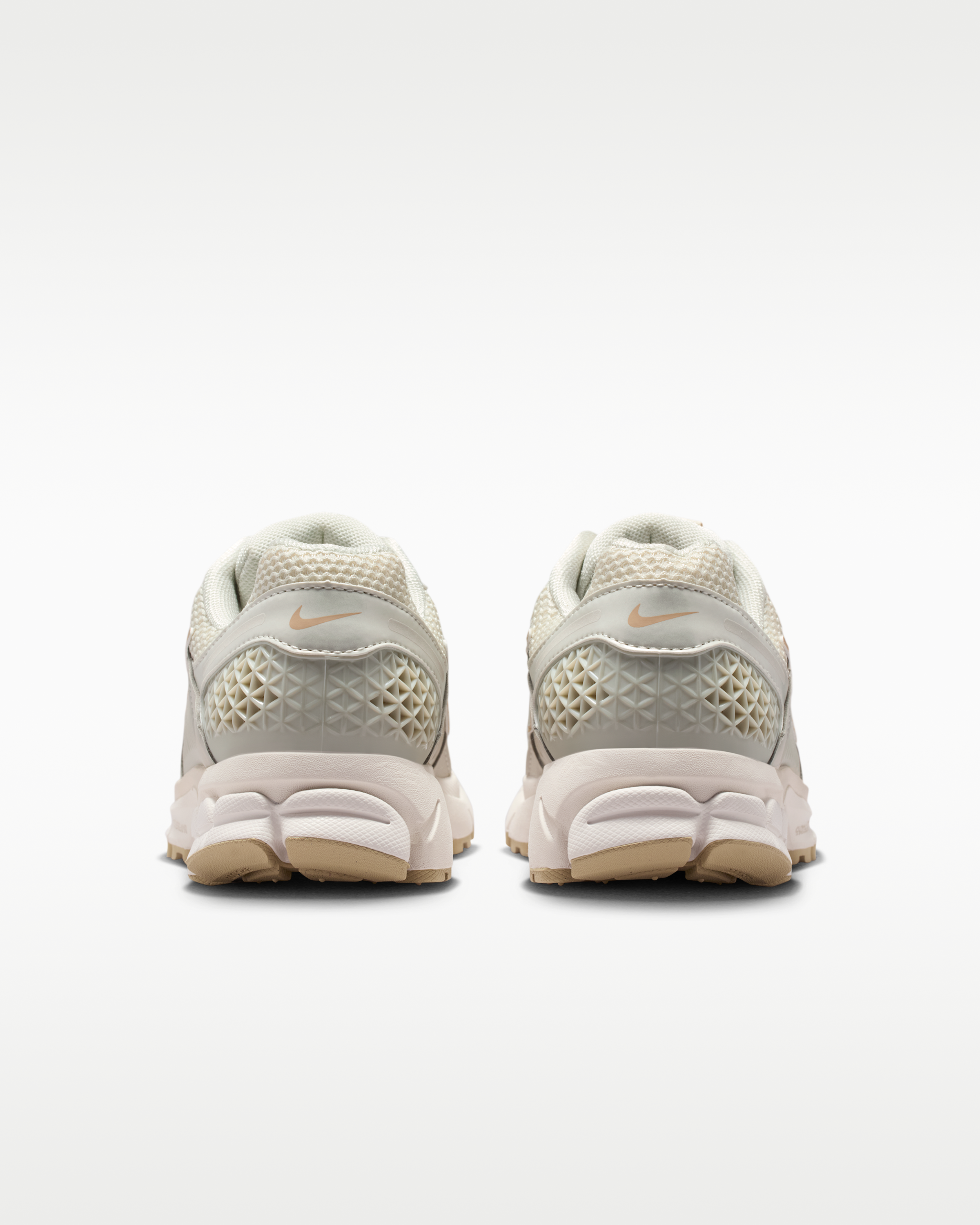 Nike Zoom Vomero 5 Women's Shoes with Reflective Design Accents - Light Bone/Phantom/Light Orewood Brown/Light Bone - View 6