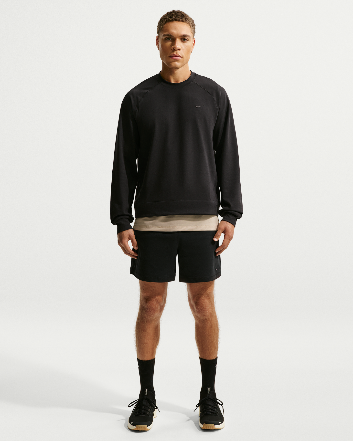 Nike Primary NanoKnit Men's Dri-FIT UV Protection Long-Sleeve Performance Top - Black/Black - View 4