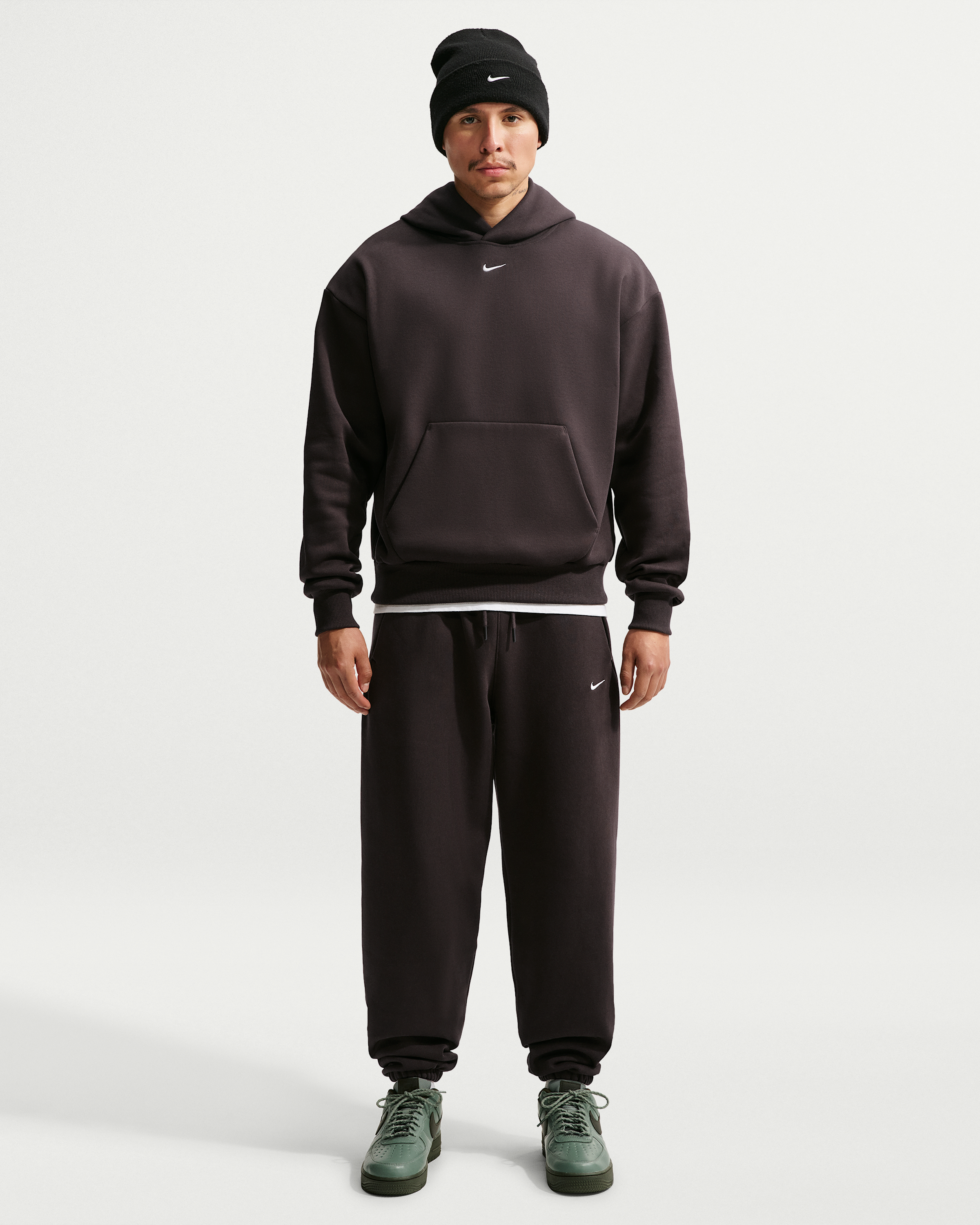 Nike Solo Fleece Men's Cuffed Trousers - Velvet Brown/Sail - View 1