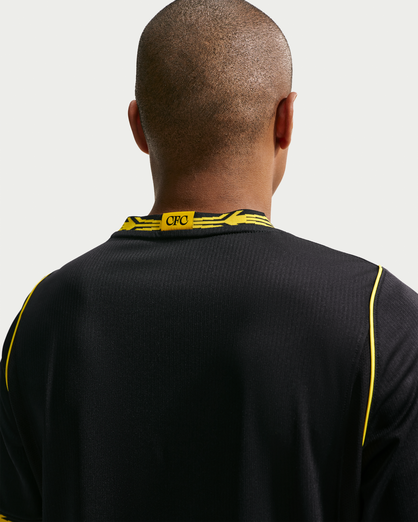 Chelsea F.C. 2026/27 Stadium Away Men's Nike Dri-FIT Football Replica Shirt - Black/Midwest Gold/Midwest Gold - View 2