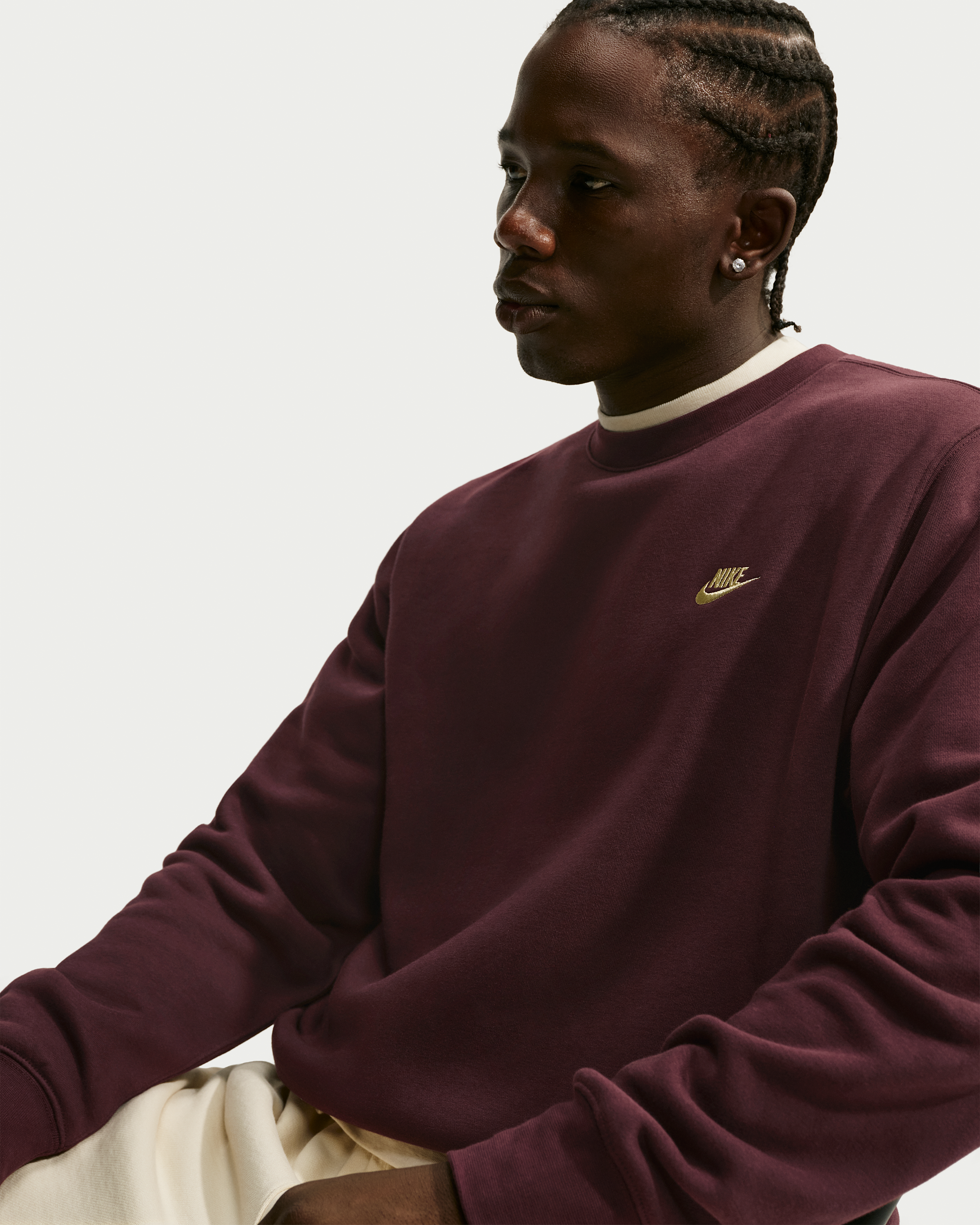 Nike Club Men's Fleece Crew - Burgundy Crush/Metallic Gold - View 1
