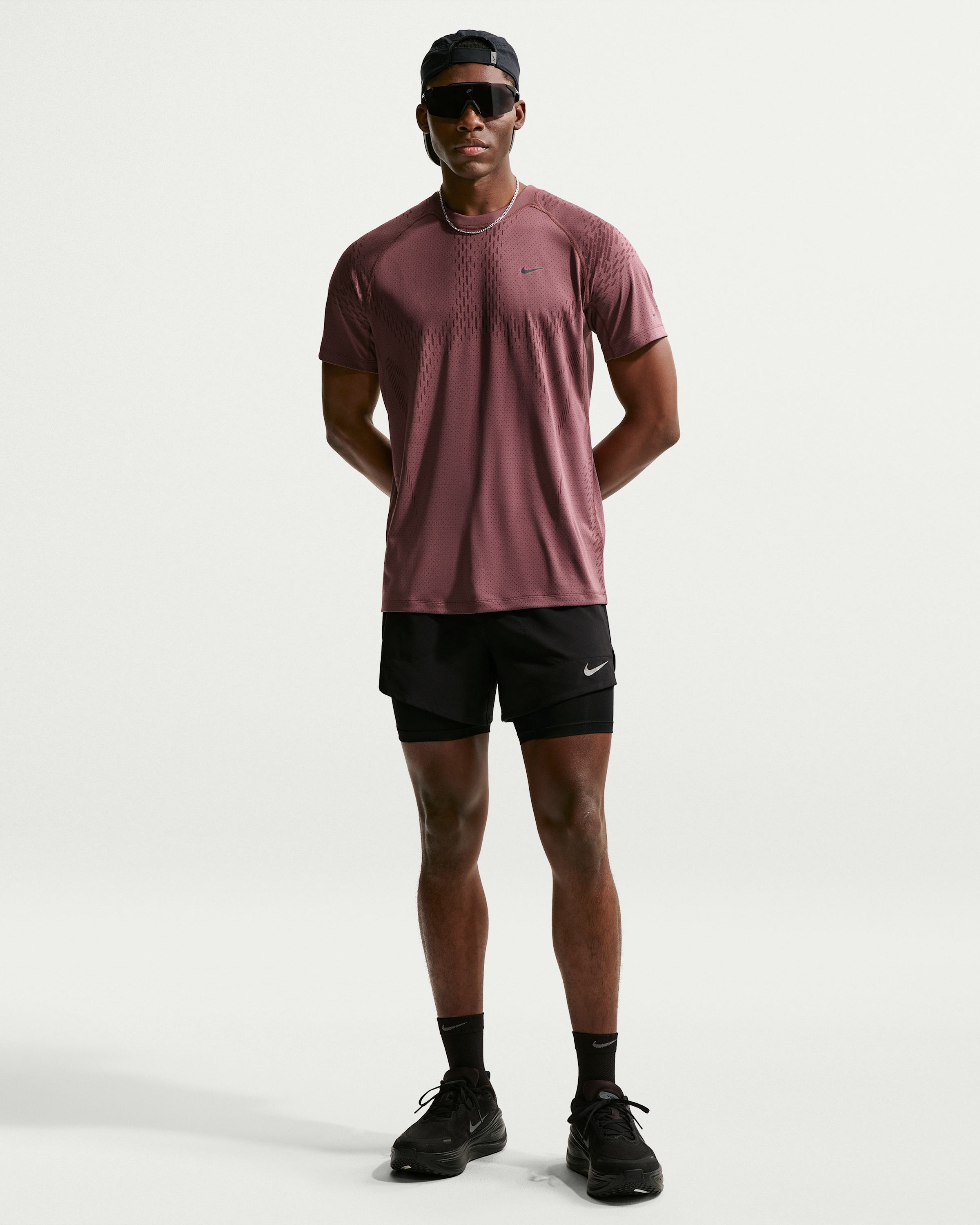 Nike Stride Men's Dri-FIT 13cm (approx.) Hybrid Running Shorts - Black - View 1