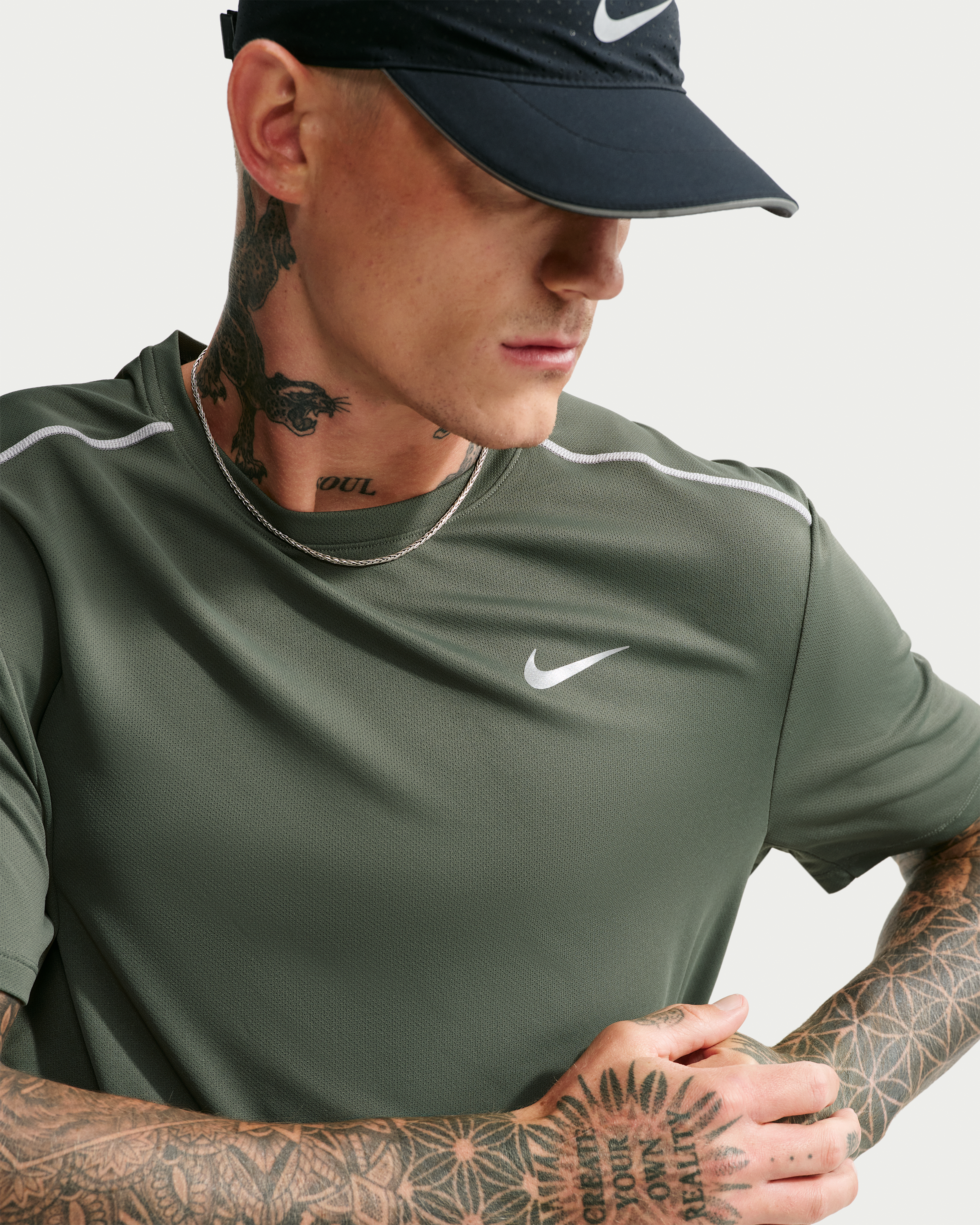 Nike Miler Men's Dri-FIT Short-Sleeve Running Top - Camo Green/Mineral Slate - View 3