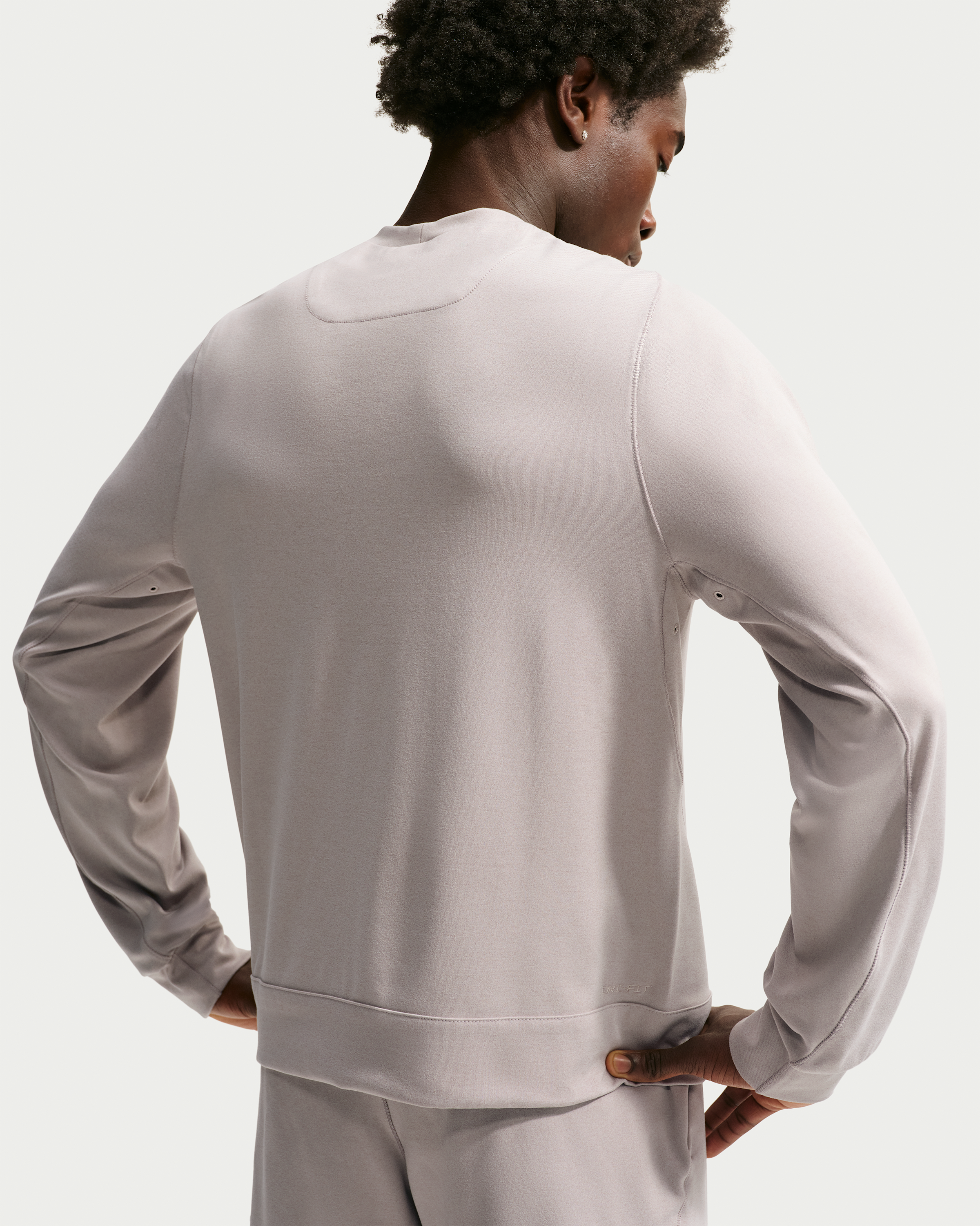 Nike Primary NanoKnit Men's Dri-FIT UV Protection Long-Sleeve Performance Top - Moon Particle/College Grey/Heather/Moon Particle - View 2