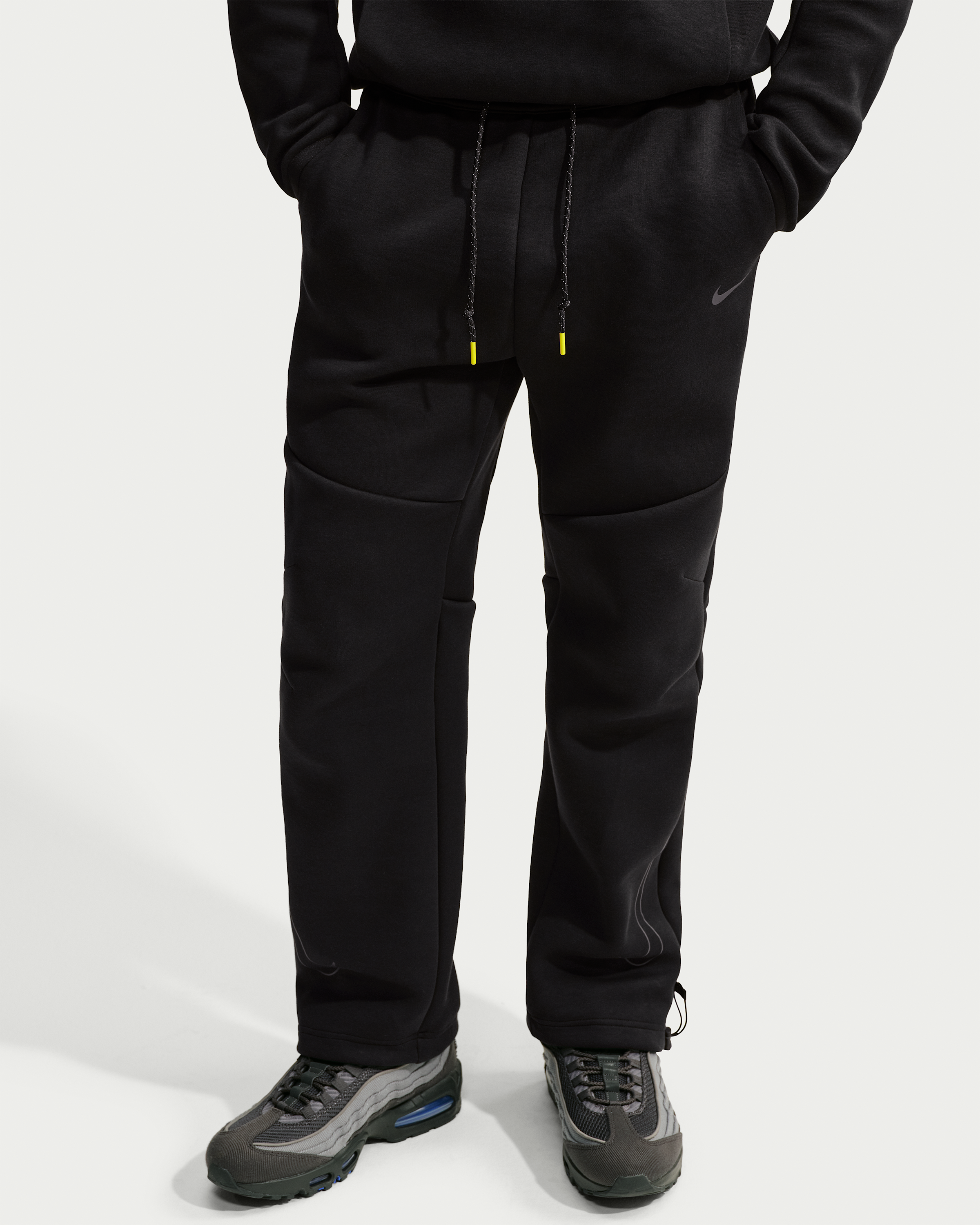 Nike Tech Men's Open-Hem Fleece Trousers - Black - View 2