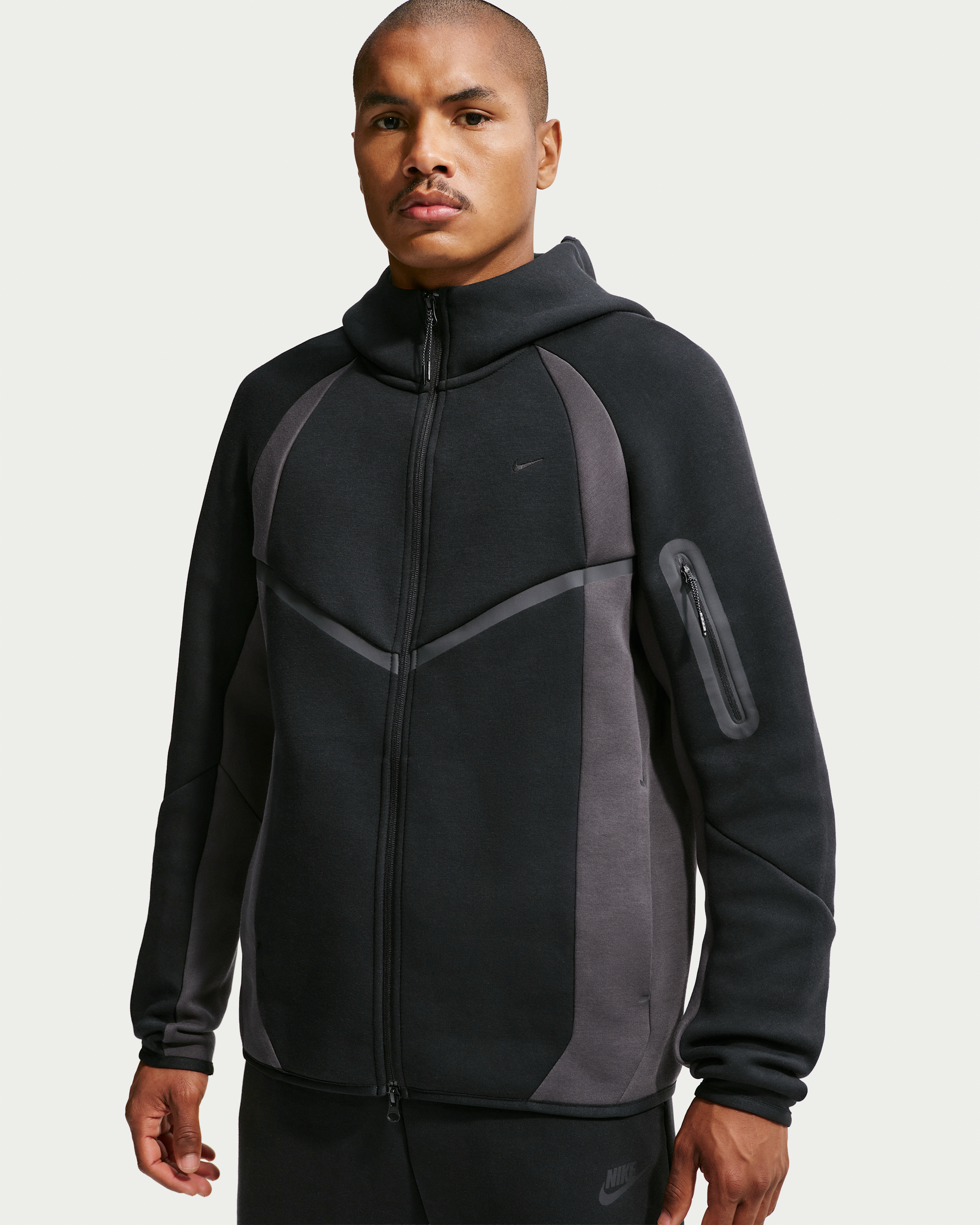 Nike Tech Men's Colour-Block Full-Zip Fleece Windrunner Jacket - Black/Anthracite/Black - View 1