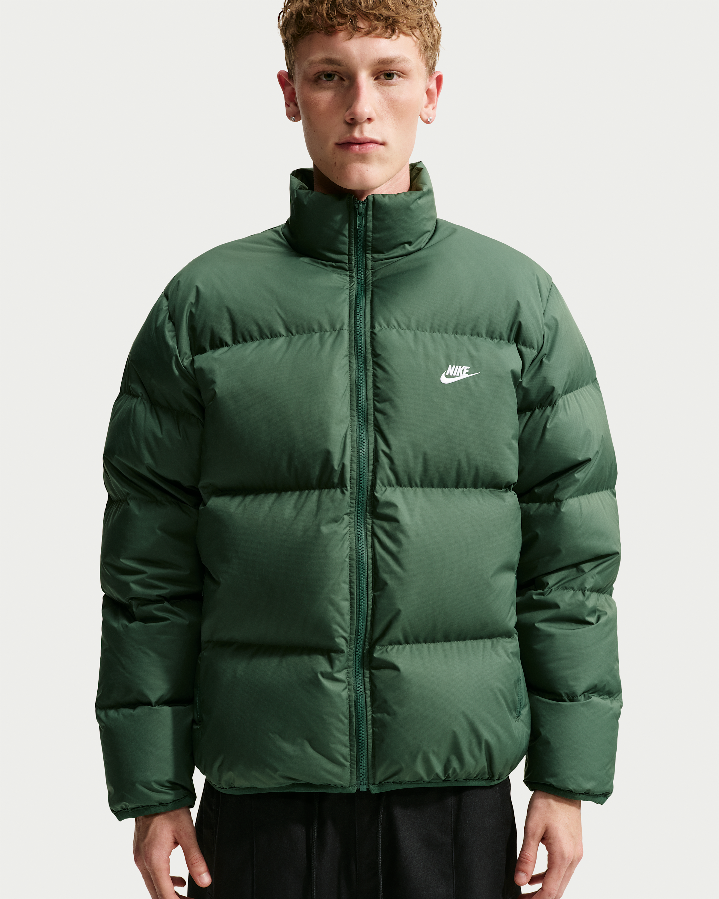 Nike Sportswear Club Men's Therma-FIT Down Puffer Jacket - Fir/White - View 1