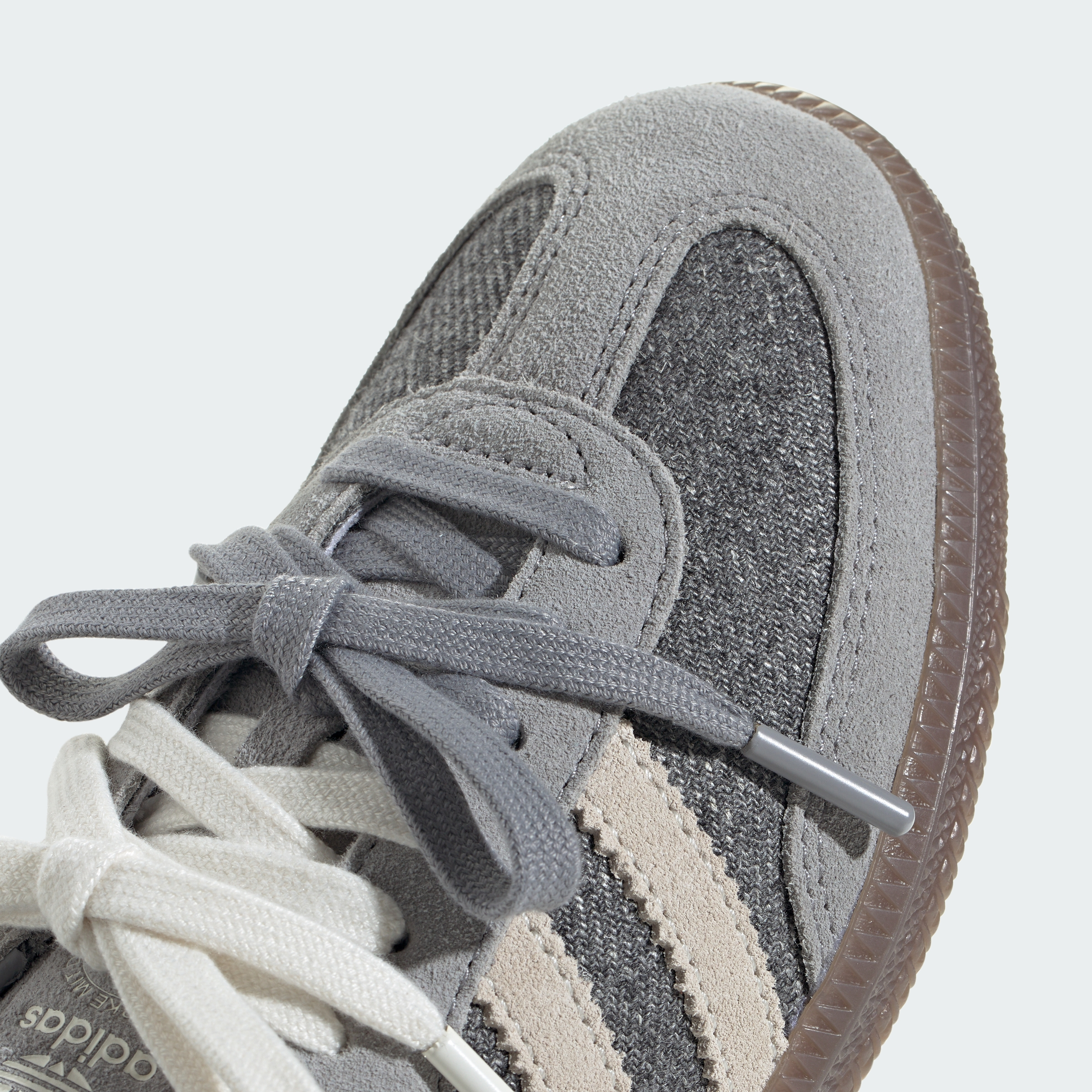 adidas MOLLY-MAE SAMBA SLATE - Grey Three / Off White / Gum - View 9